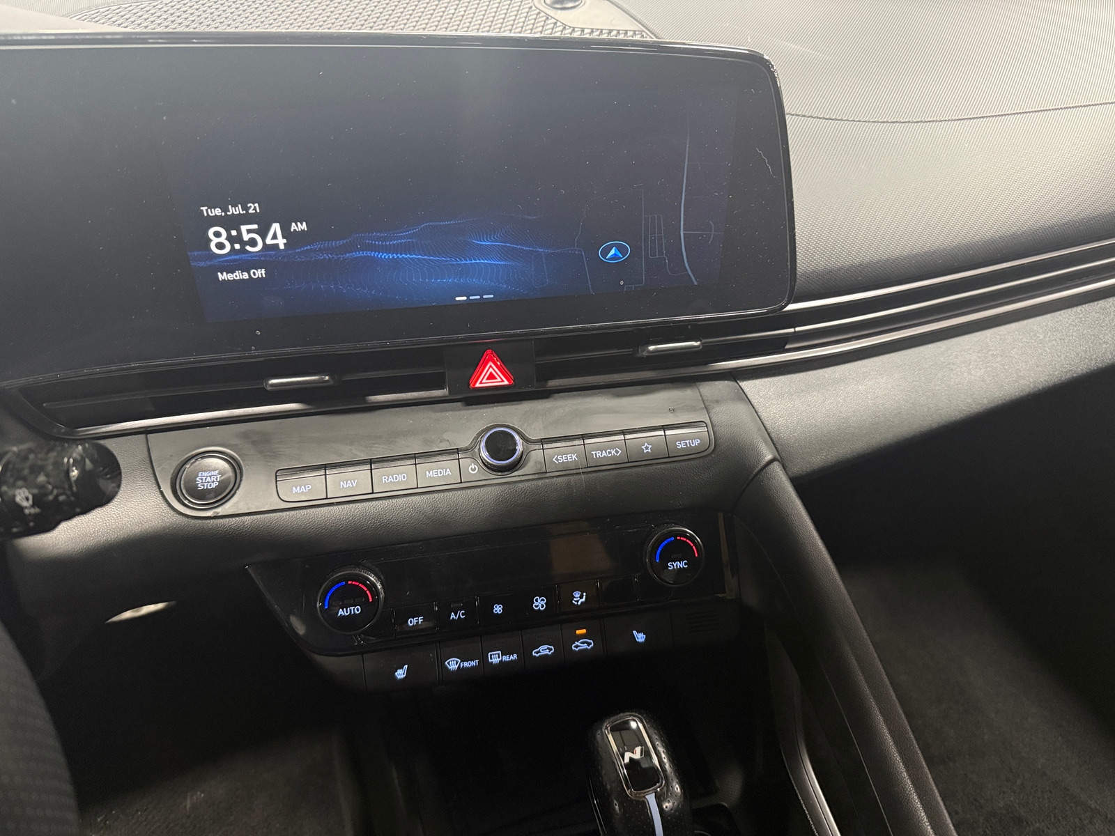 Thumbnail: 2023 Hyundai Elantra - 4