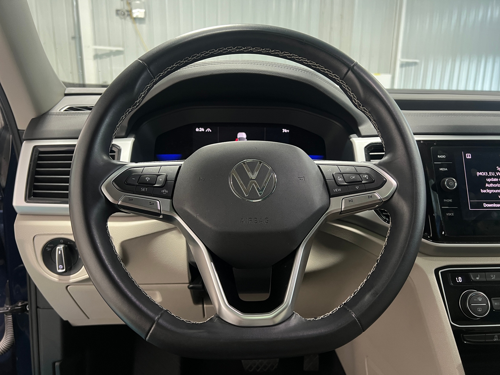 Thumbnail: 2022 Volkswagen Atlas - 4