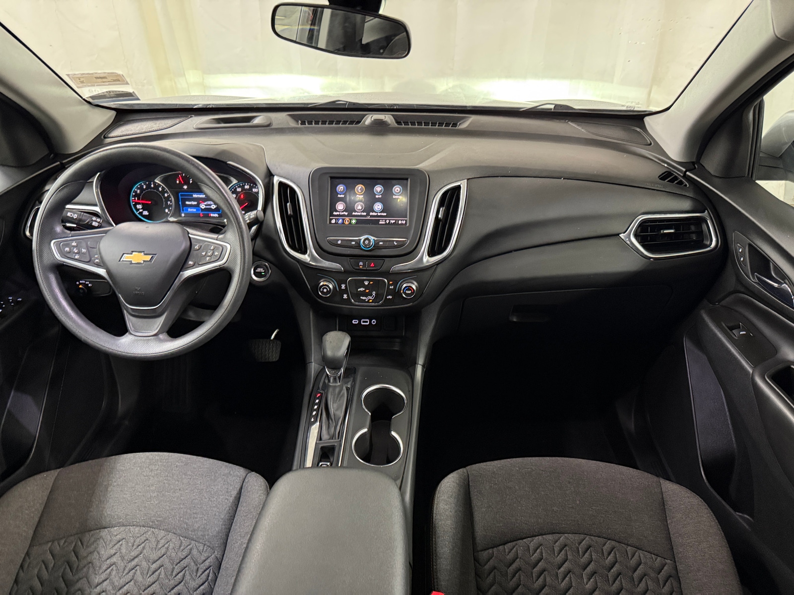 Thumbnail: 2022 Chevrolet Equinox - 3