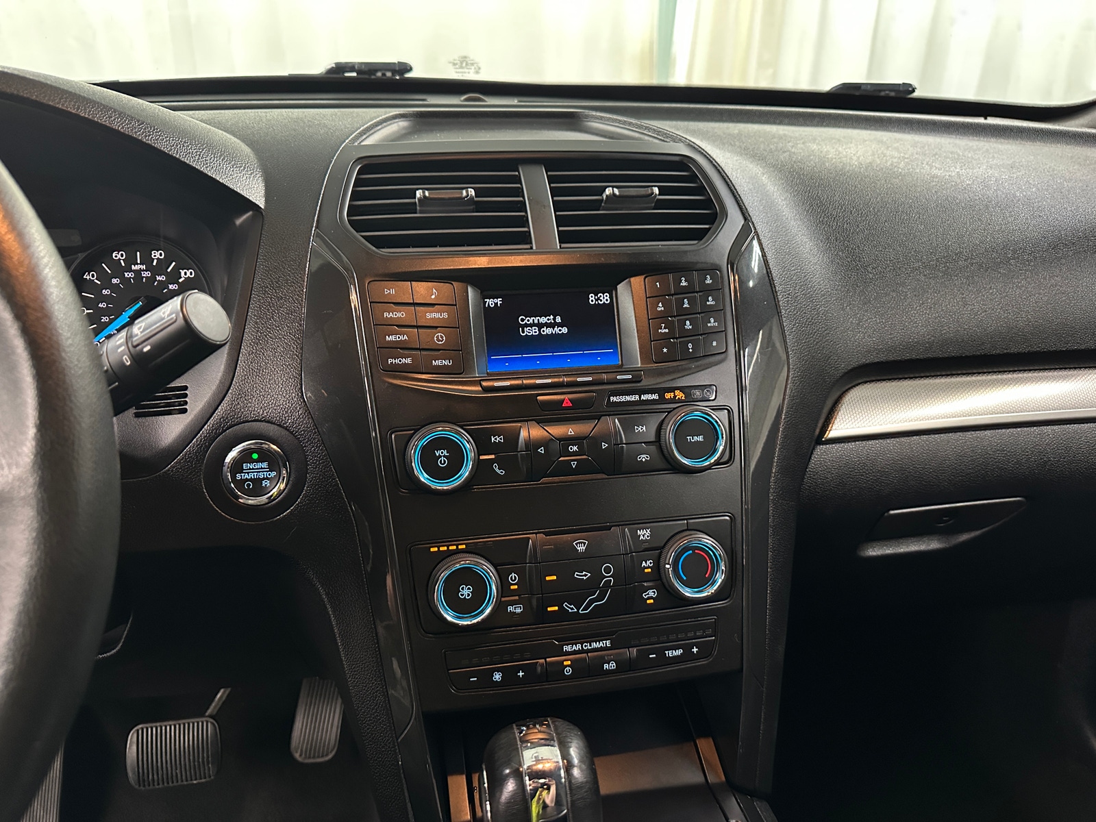 Thumbnail: 2019 Ford Explorer - 4