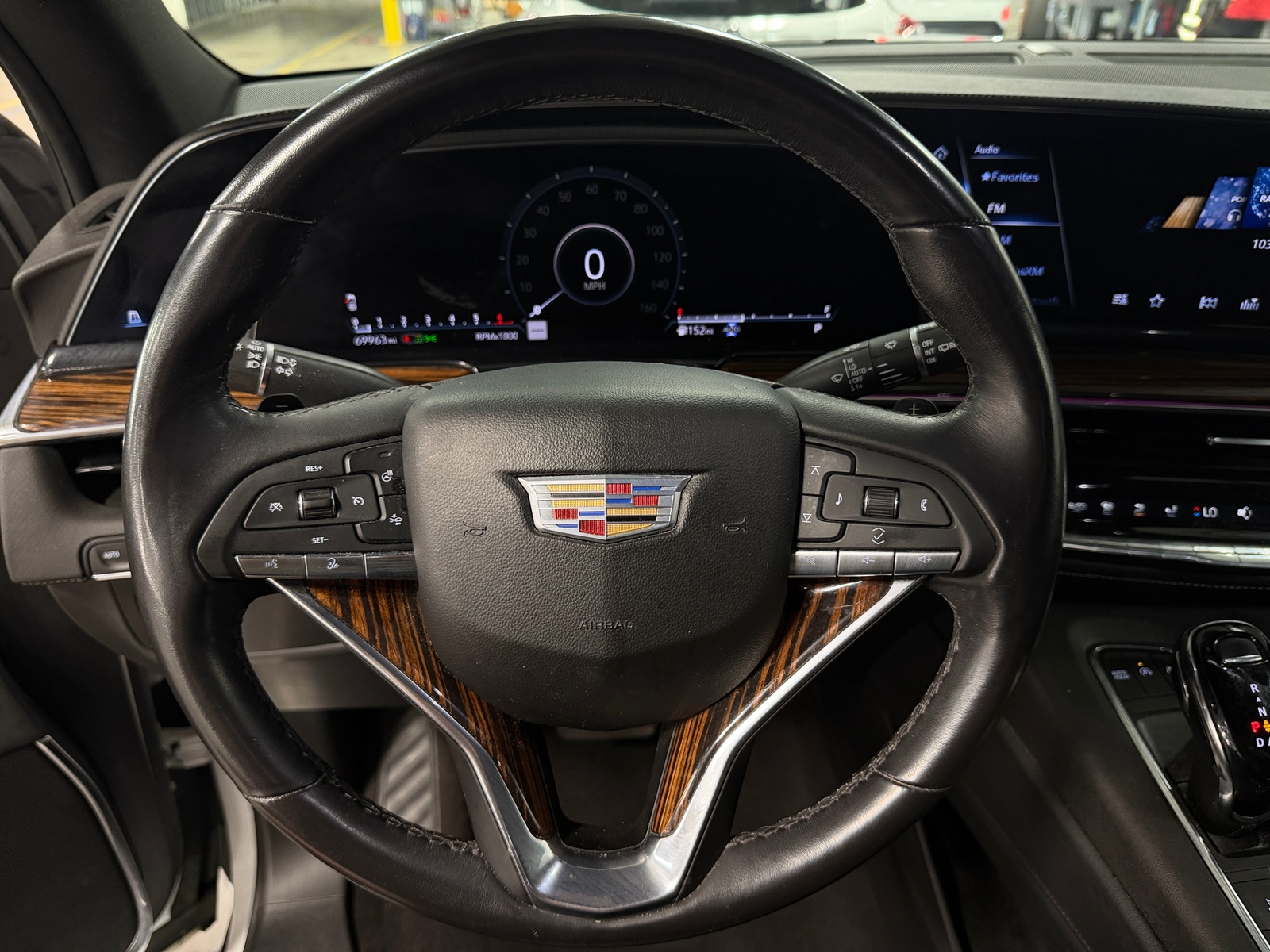 Thumbnail: 2023 Cadillac Escalade - 4