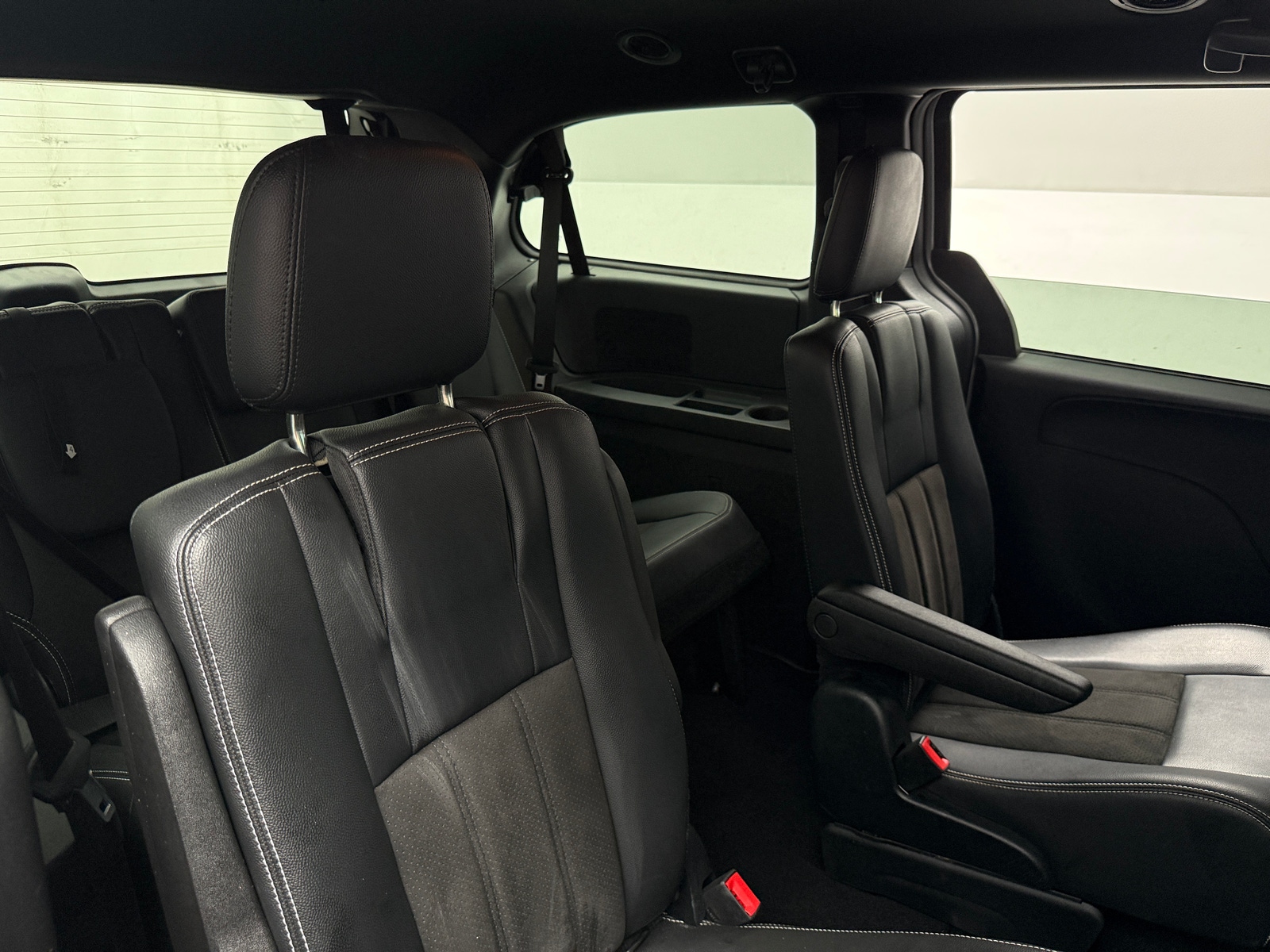Thumbnail: 2020 Dodge Grand Caravan - 5