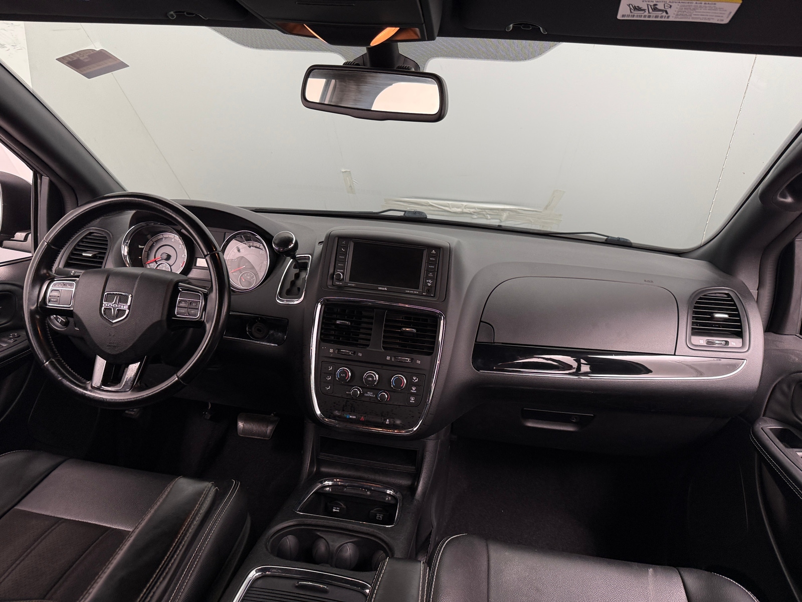 Thumbnail: 2020 Dodge Grand Caravan - 2