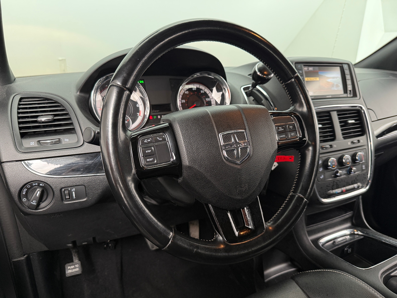 Thumbnail: 2020 Dodge Grand Caravan - 4