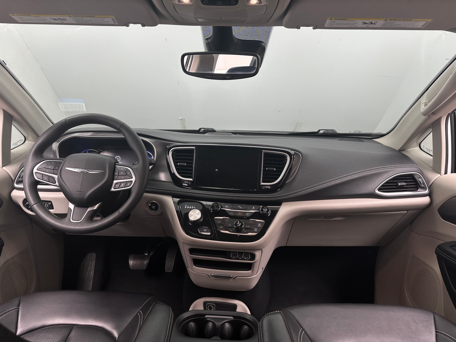 Thumbnail: 2024 Chrysler Pacifica - 2