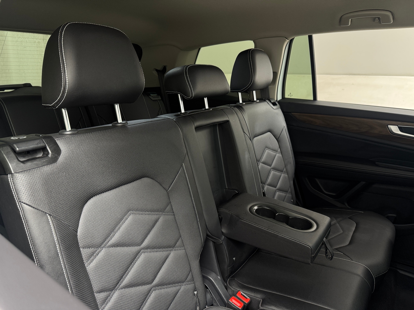 Thumbnail: 2025 Volkswagen Atlas - 5