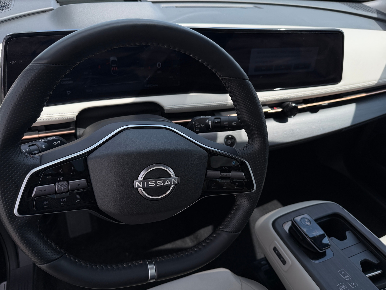 Thumbnail: 2023 Nissan Ariya - 4