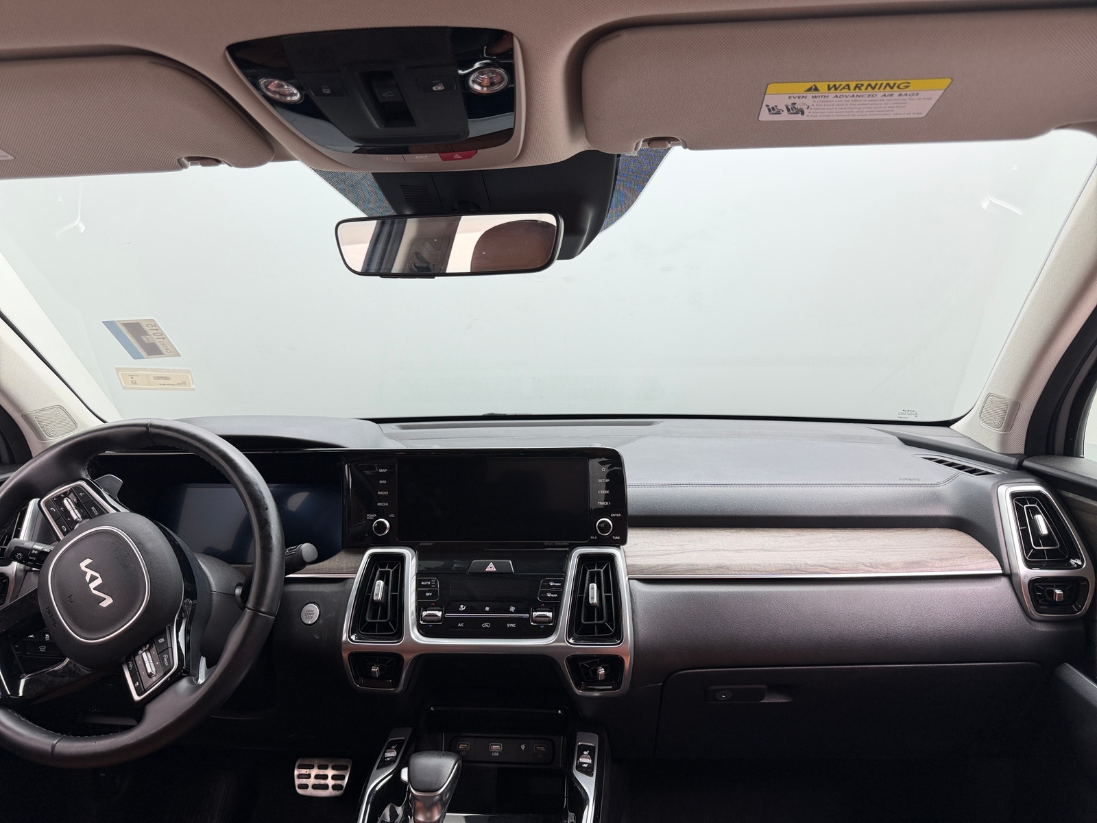 Thumbnail: 2023 Kia Sorento - 2