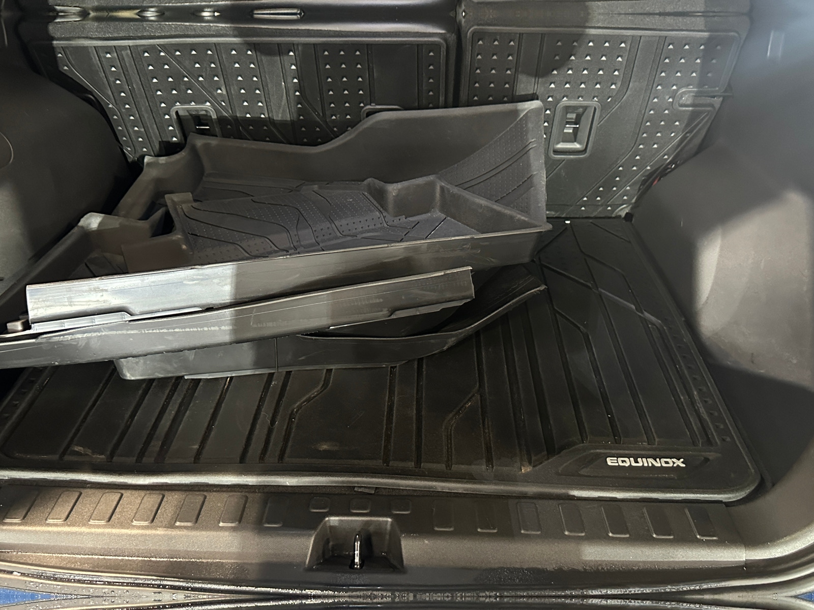 Thumbnail: 2021 Chevrolet Equinox - 6