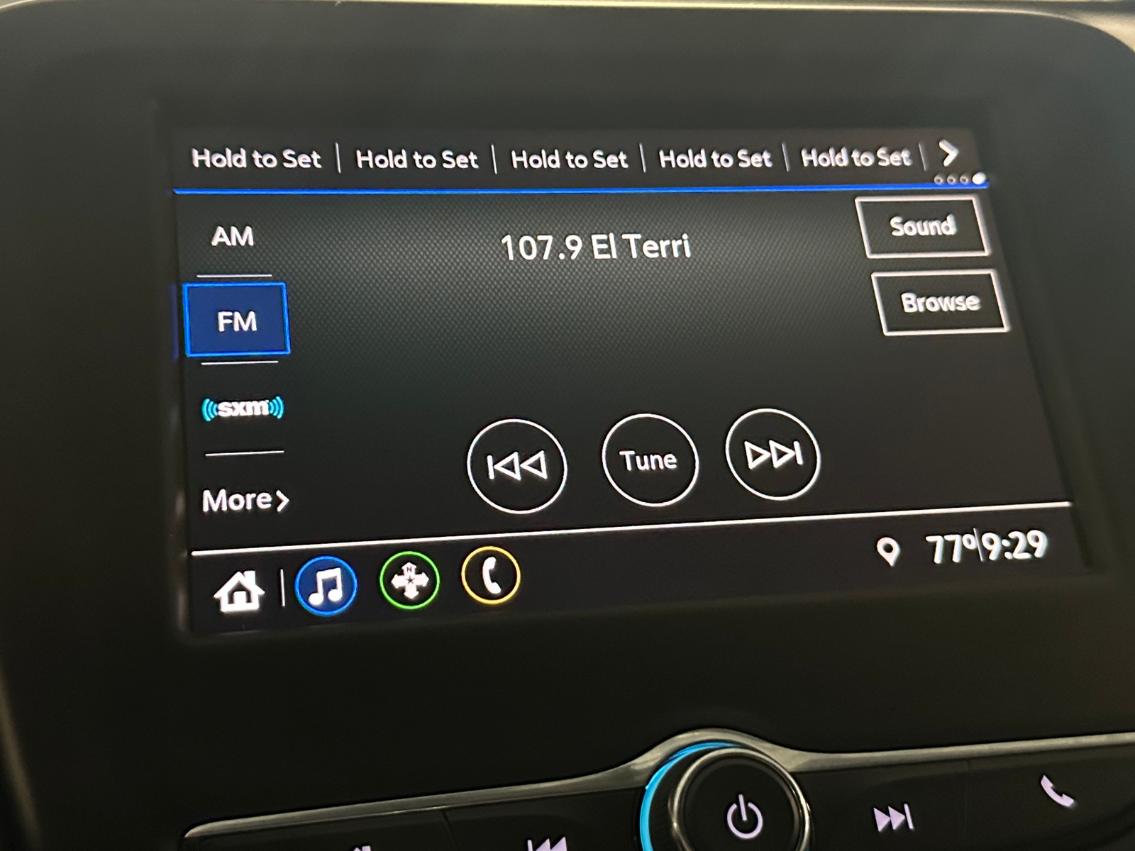 Thumbnail: 2021 Chevrolet Equinox - 3