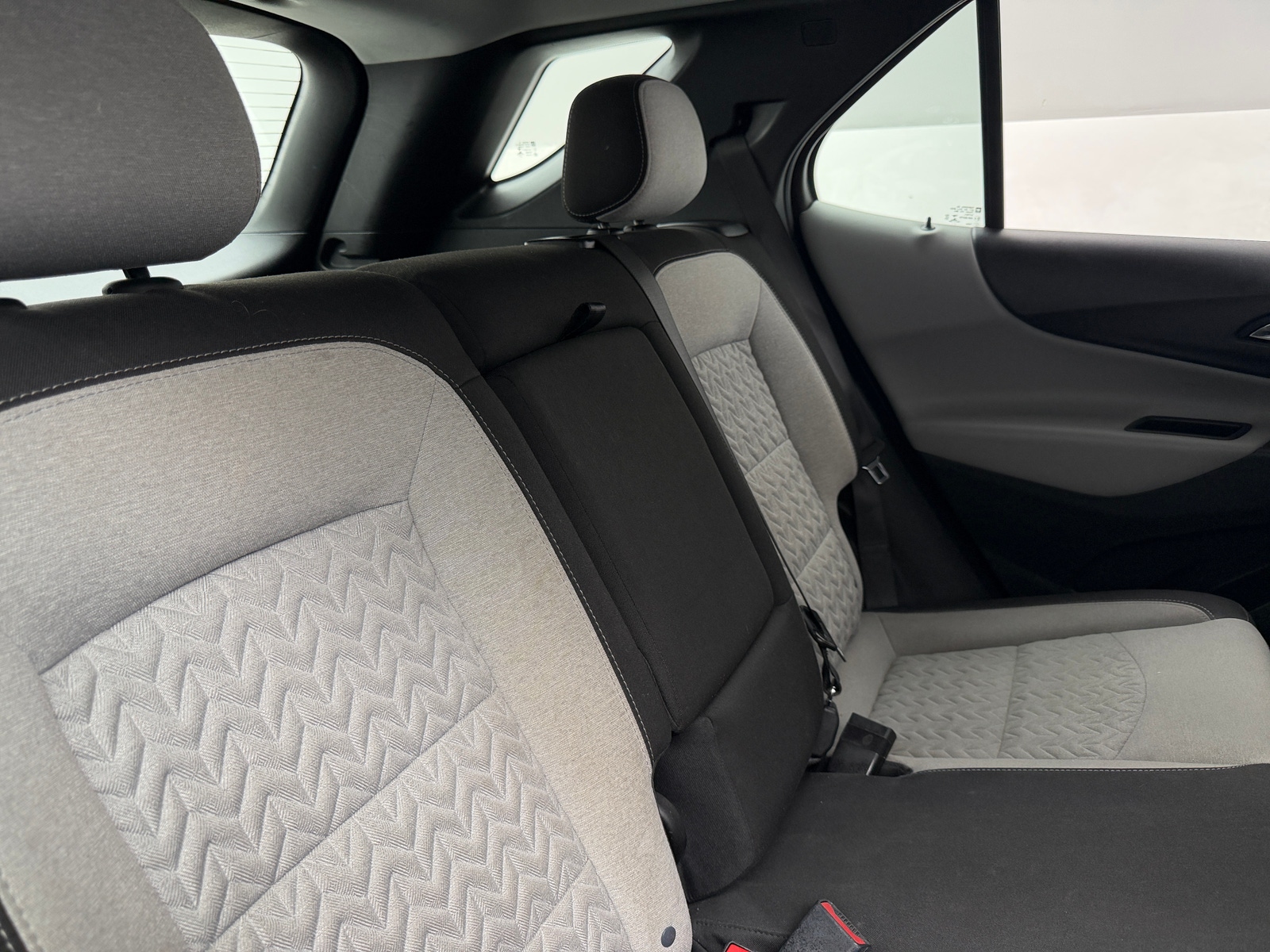 Thumbnail: 2022 Chevrolet Equinox - 6