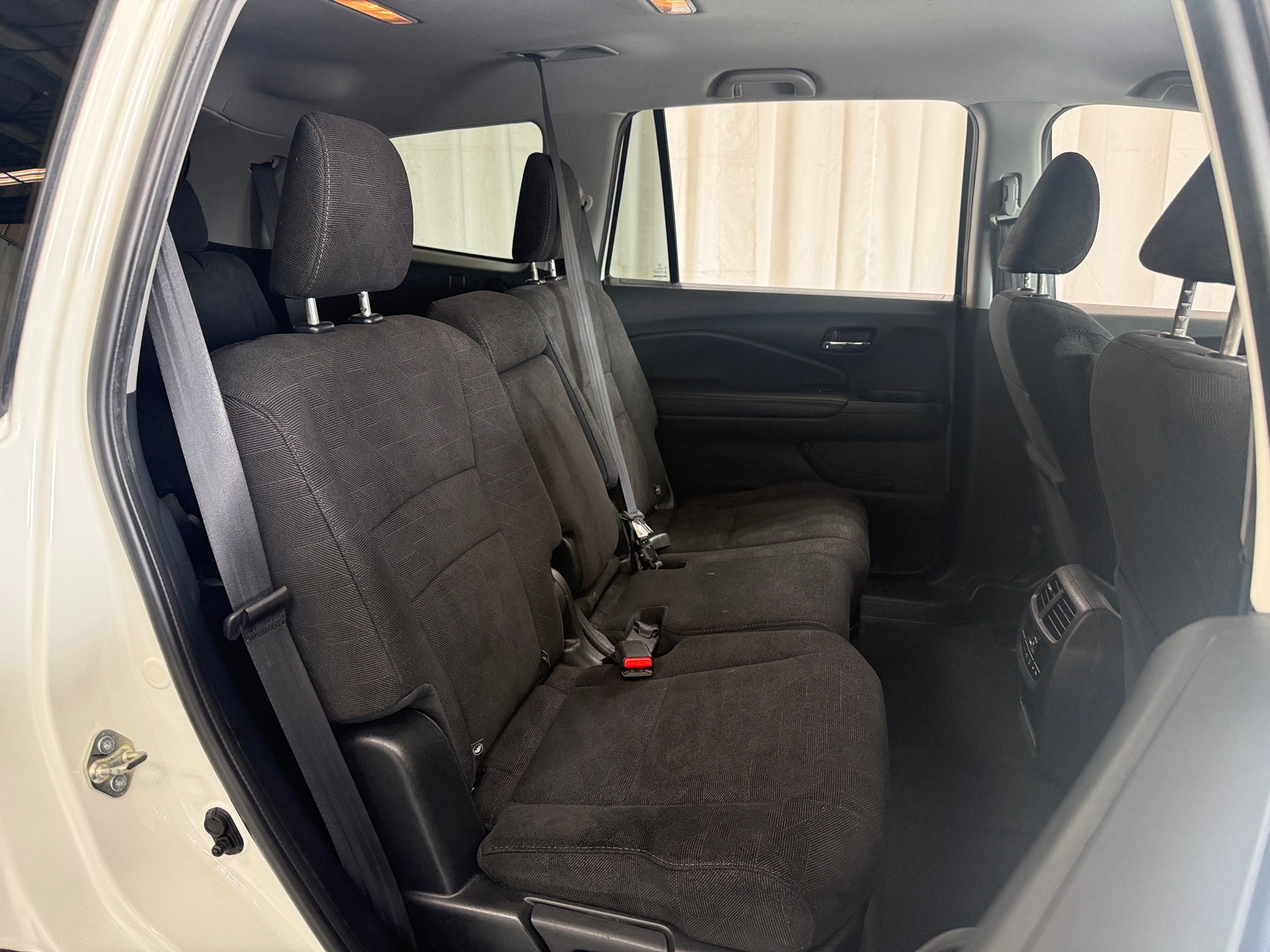 Thumbnail: 2019 Honda Pilot - 6