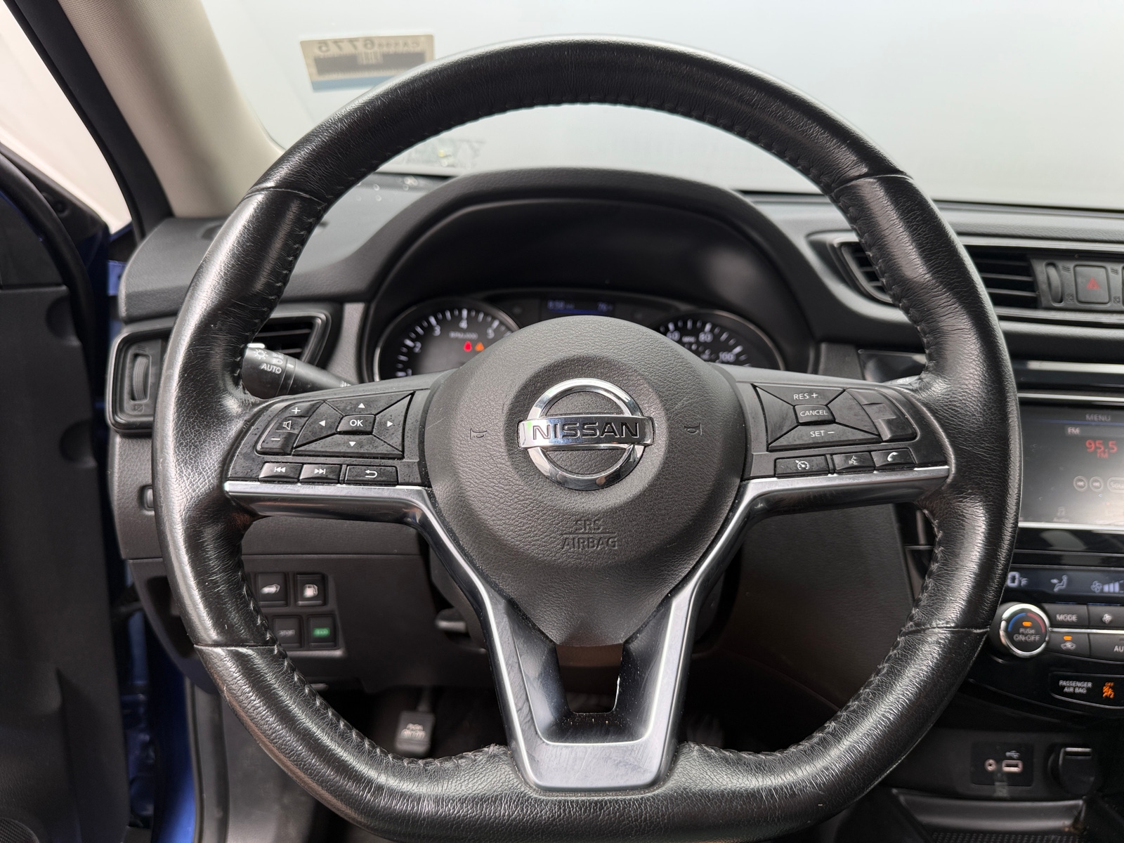Thumbnail: 2019 Nissan Rogue - 5