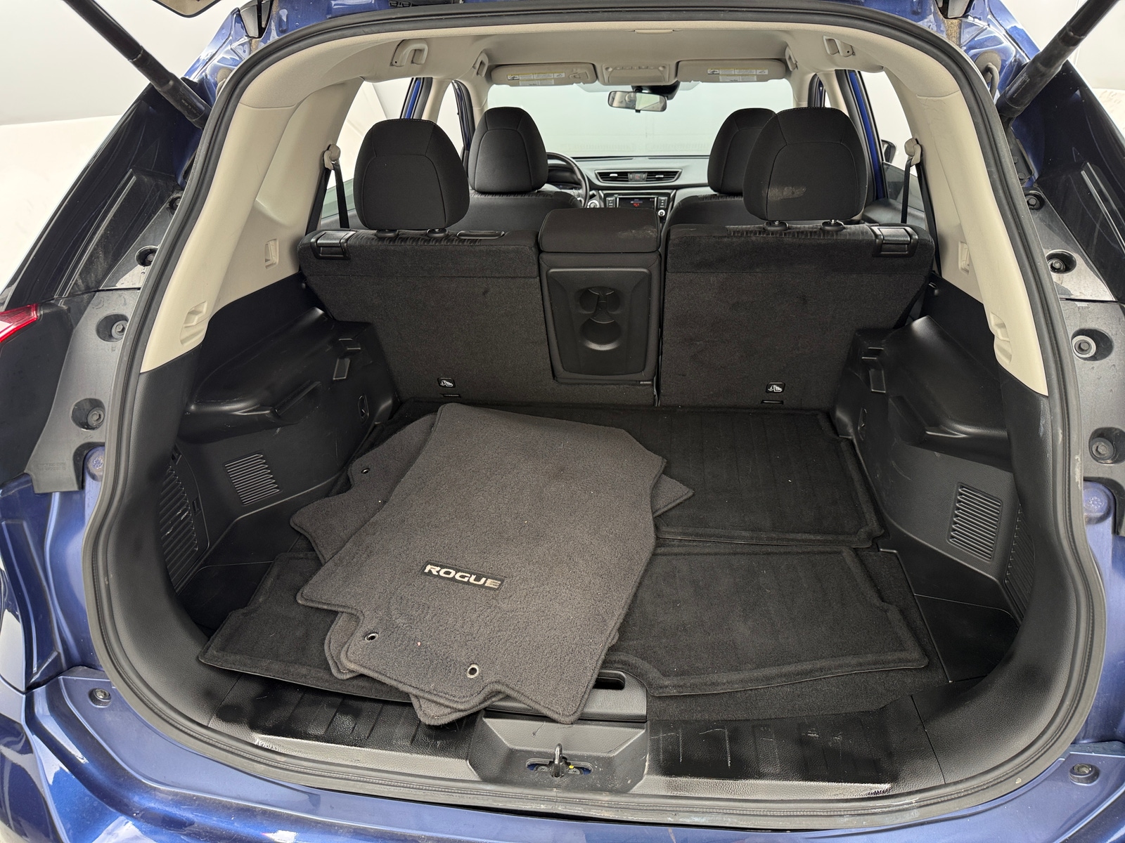 Thumbnail: 2019 Nissan Rogue - 7