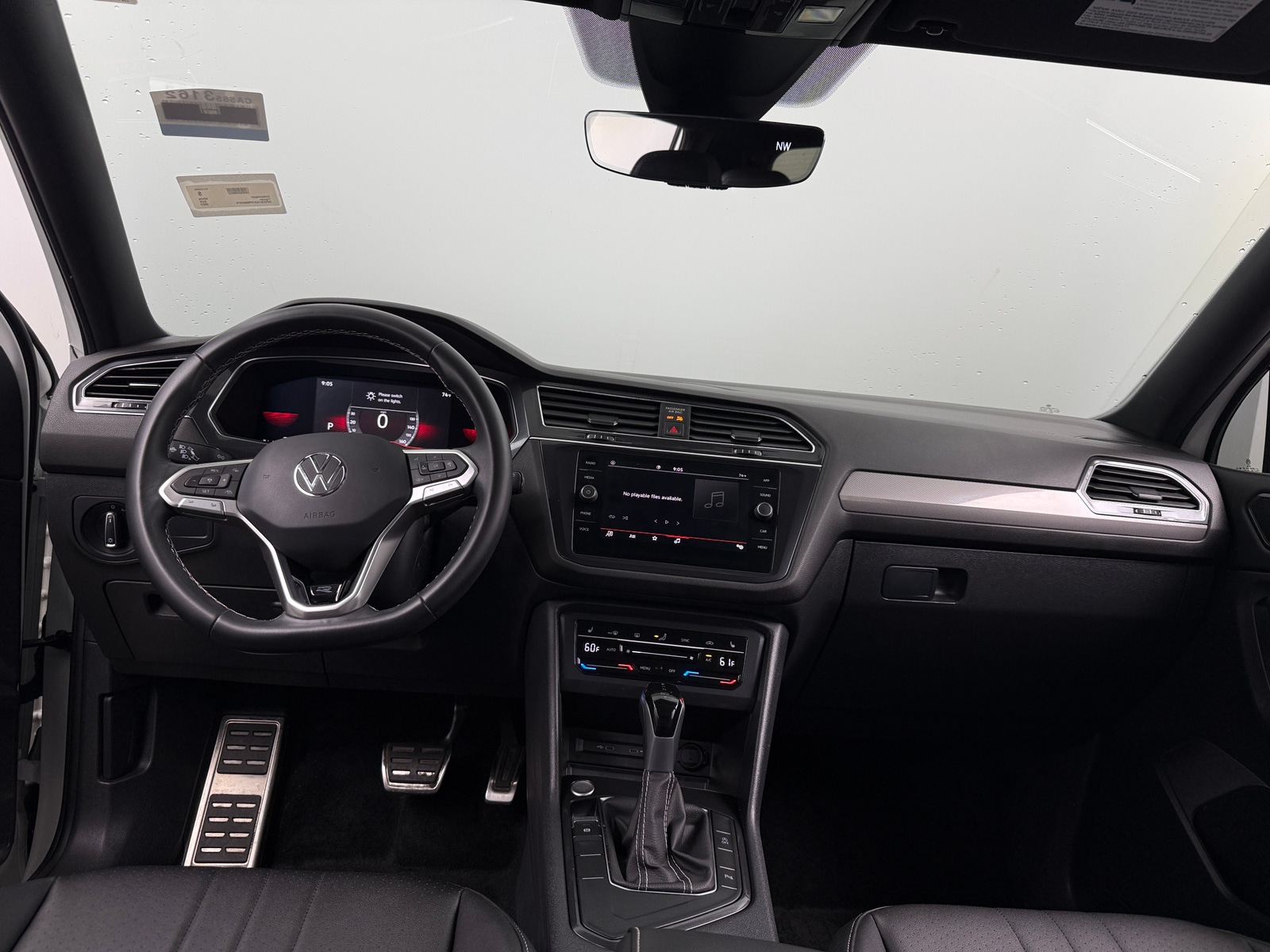 Thumbnail: 2023 Volkswagen Tiguan - 2