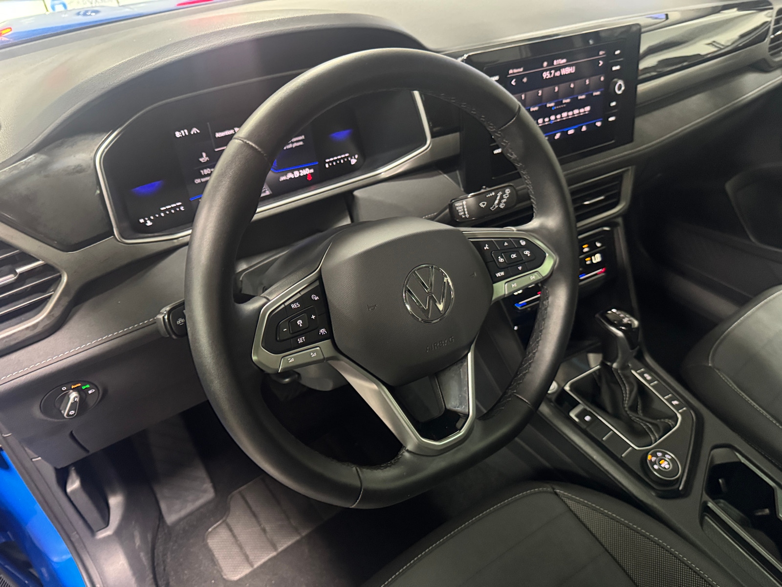 Thumbnail: 2025 Volkswagen Taos - 5