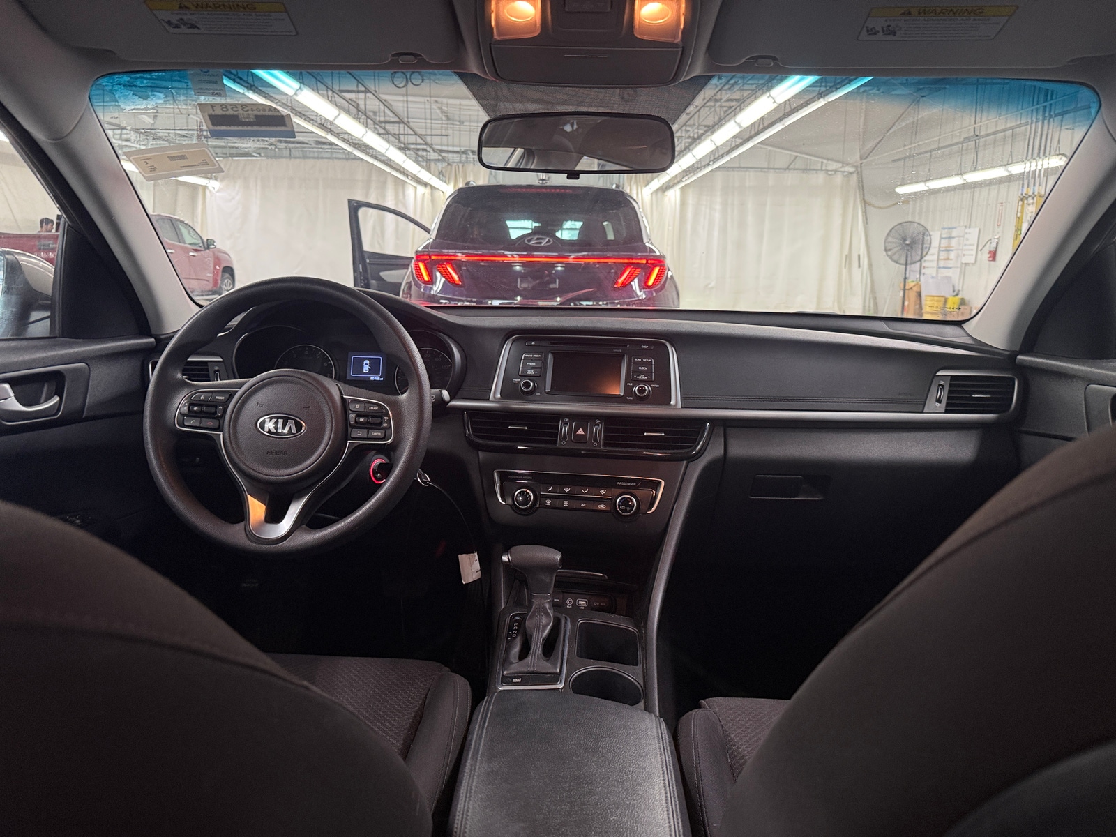Thumbnail: 2016 Kia Optima - 3