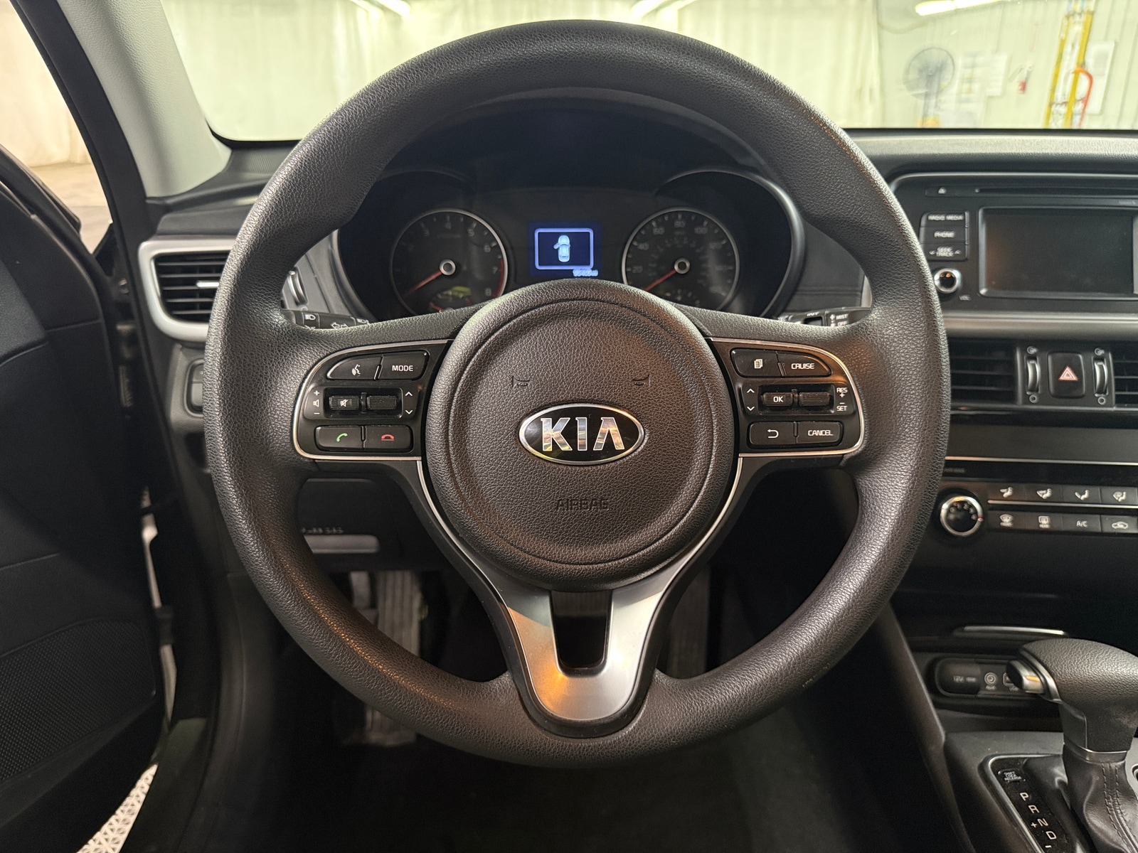 Thumbnail: 2016 Kia Optima - 5