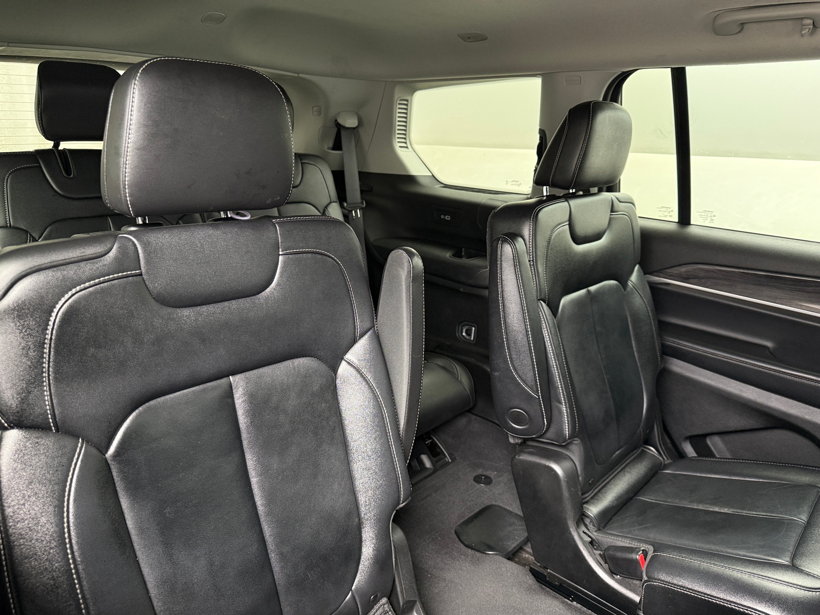 Thumbnail: 2022 Jeep Grand Cherokee L - 5