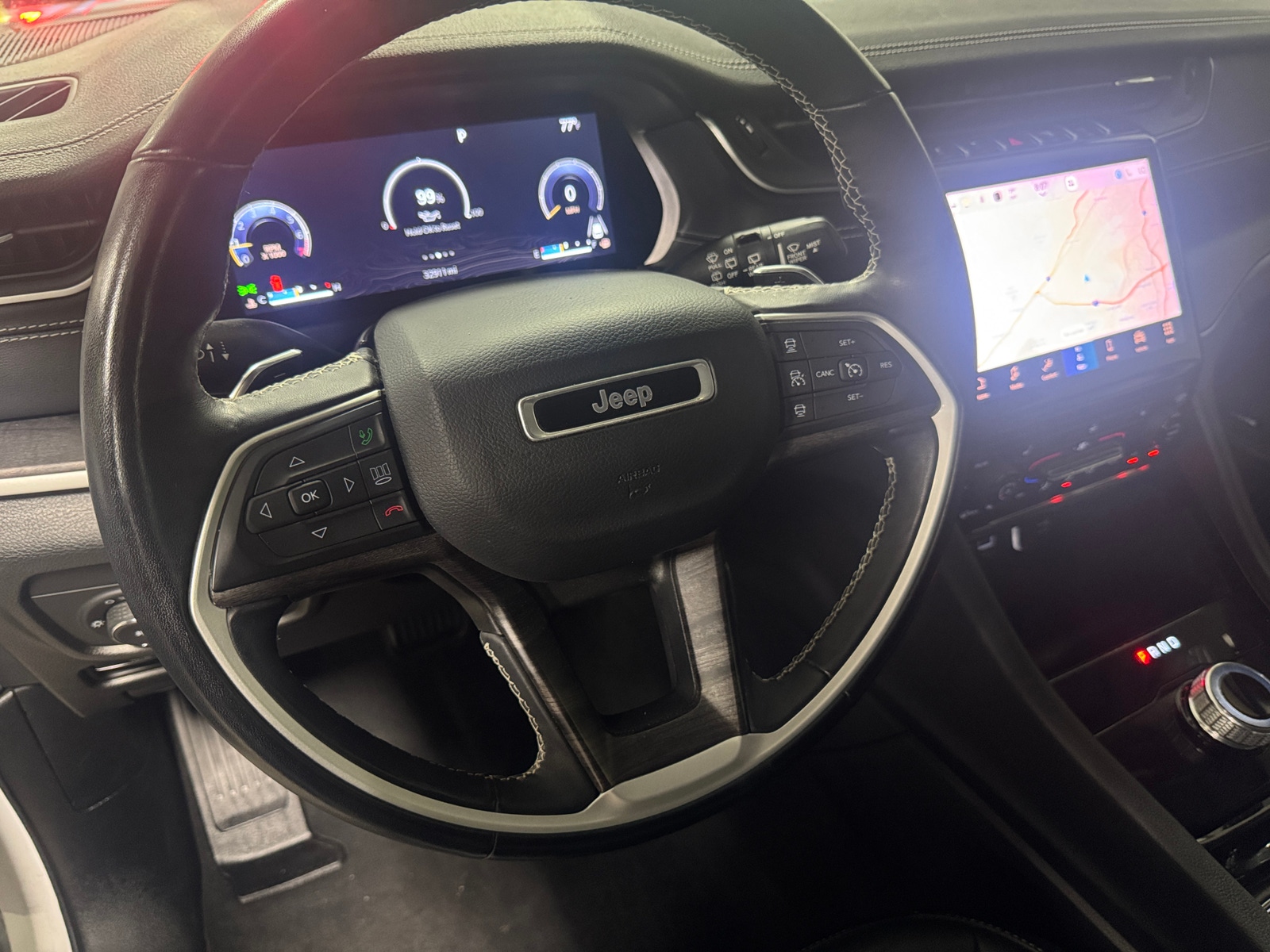 Thumbnail: 2022 Jeep Grand Cherokee L - 4