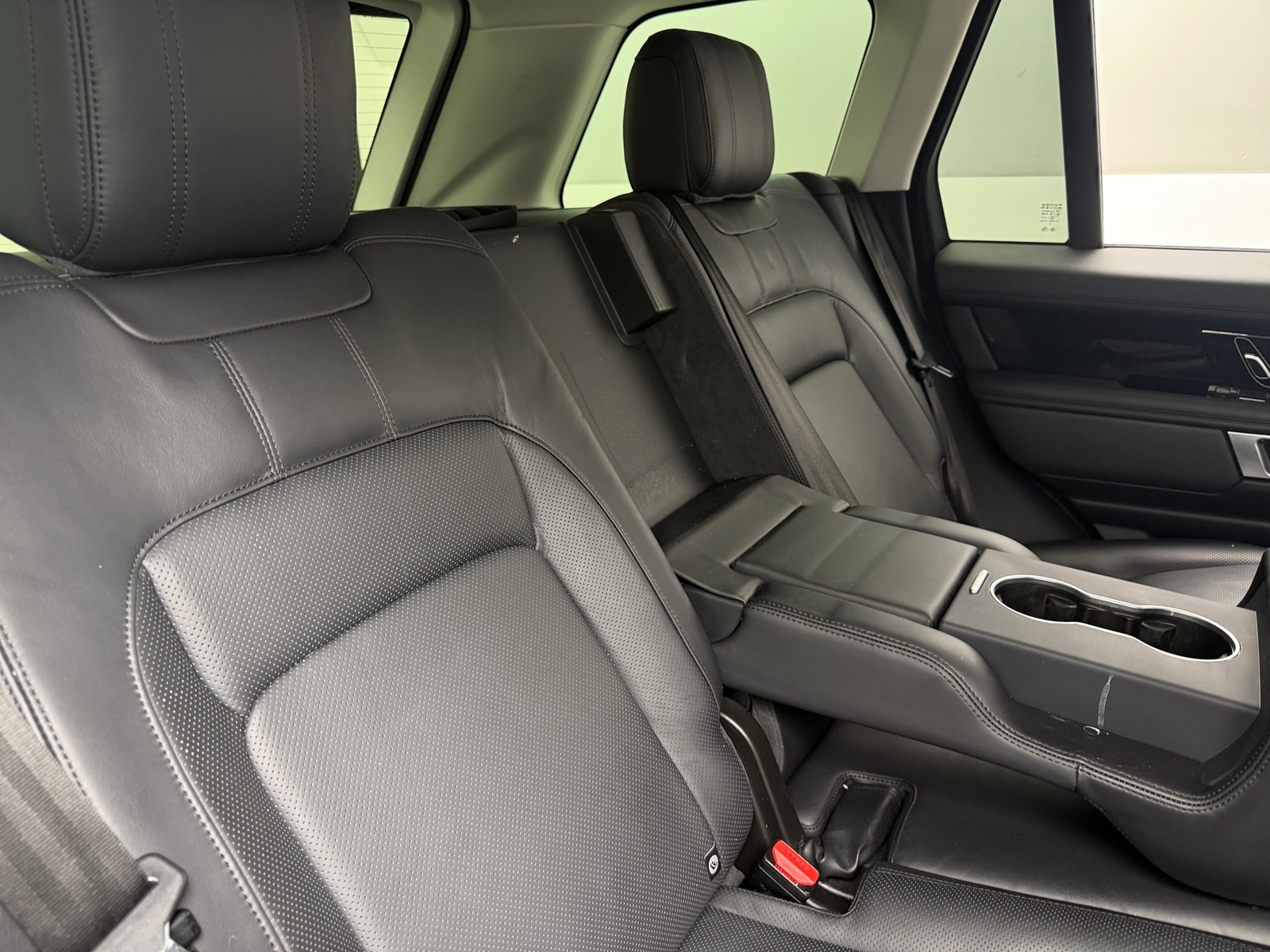 Thumbnail: 2019 Land Rover Range Rover - 5