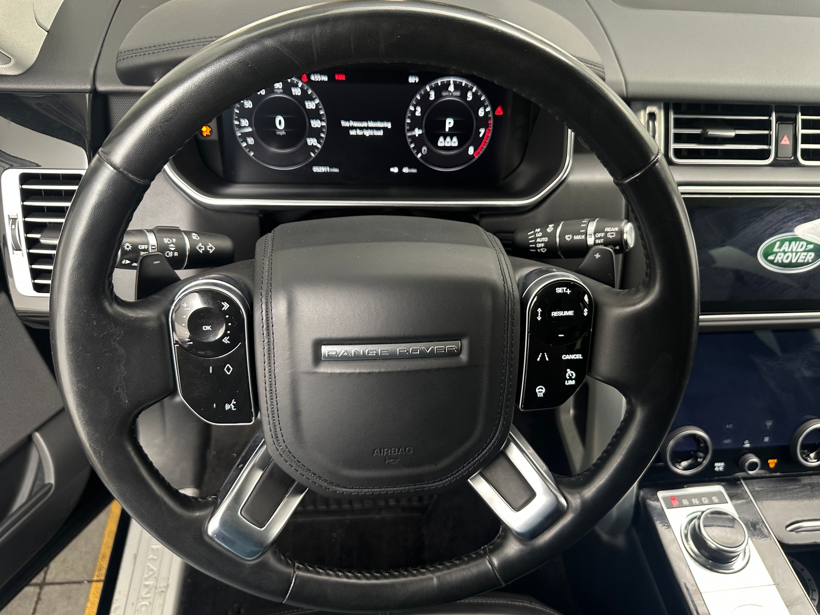 Thumbnail: 2019 Land Rover Range Rover - 4