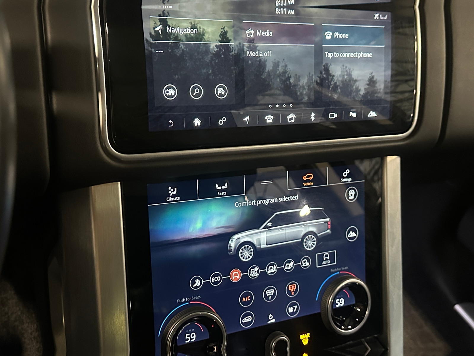 Thumbnail: 2019 Land Rover Range Rover - 3