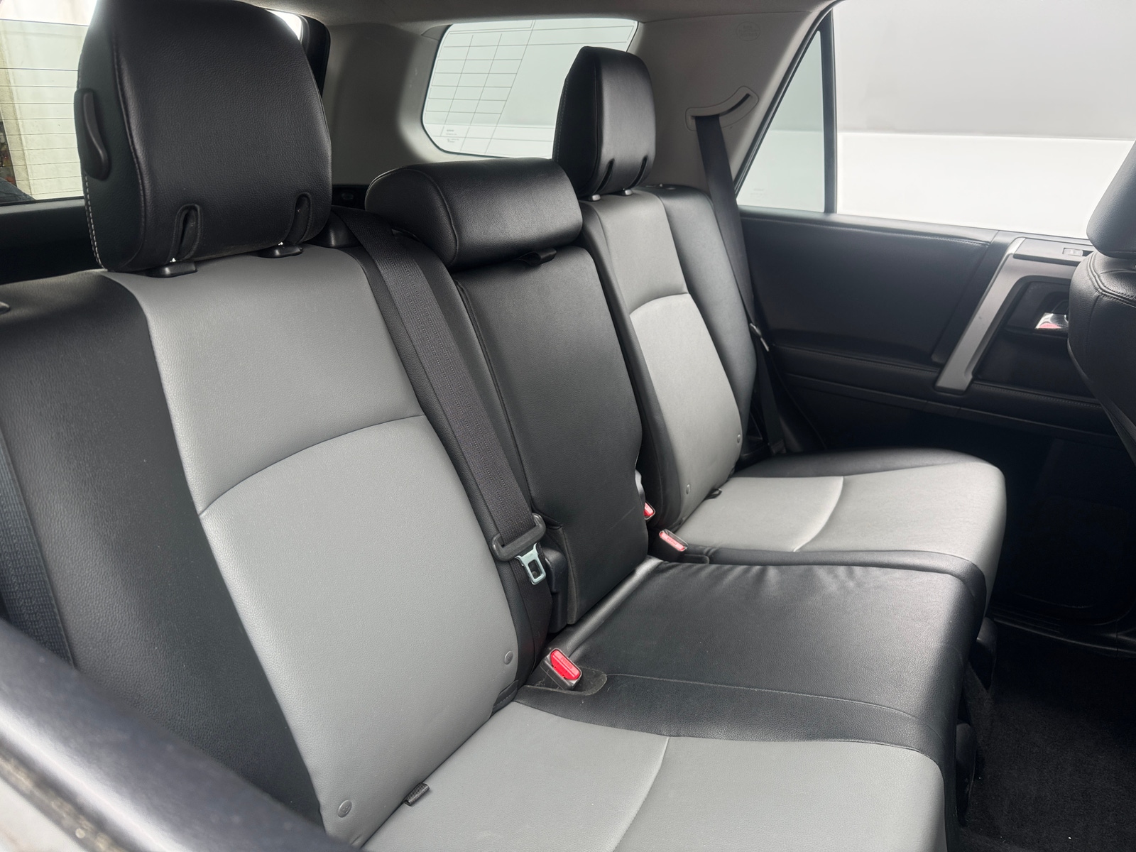 Thumbnail: 2016 Toyota 4Runner - 6