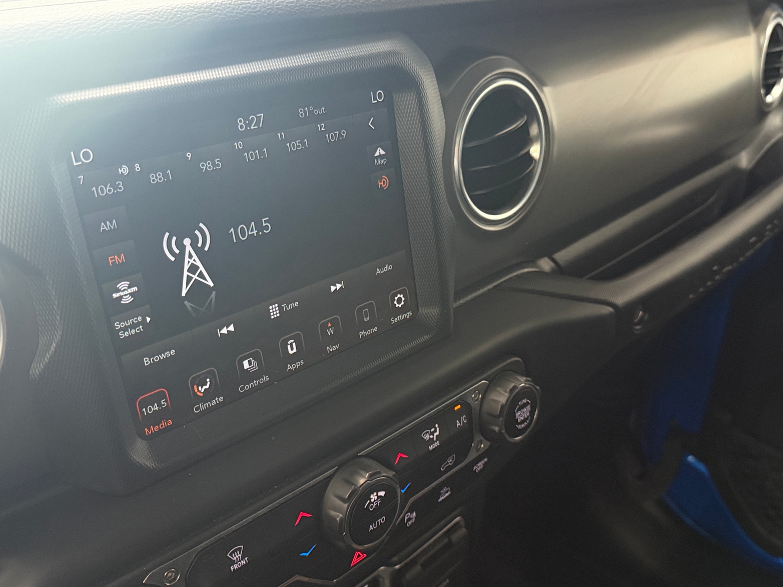 Thumbnail: 2022 Jeep Wrangler - 4