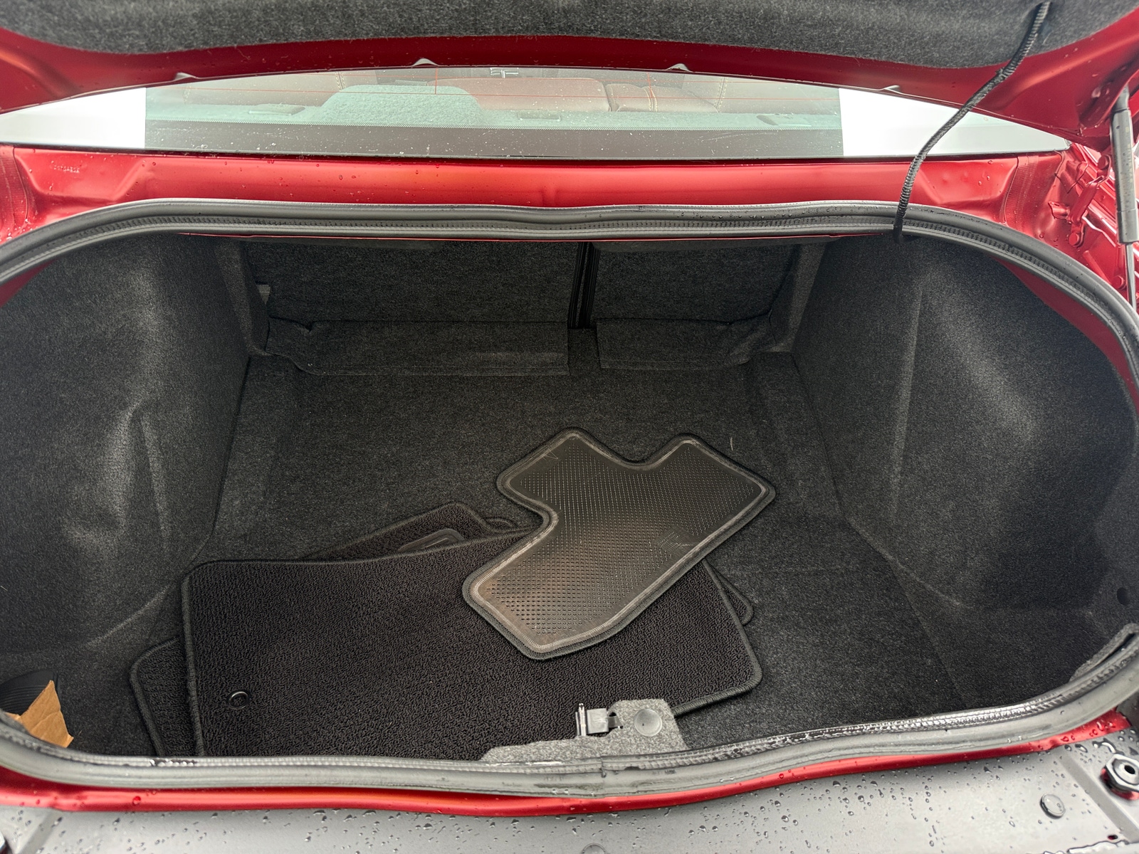 Thumbnail: 2014 Dodge Challenger - 5