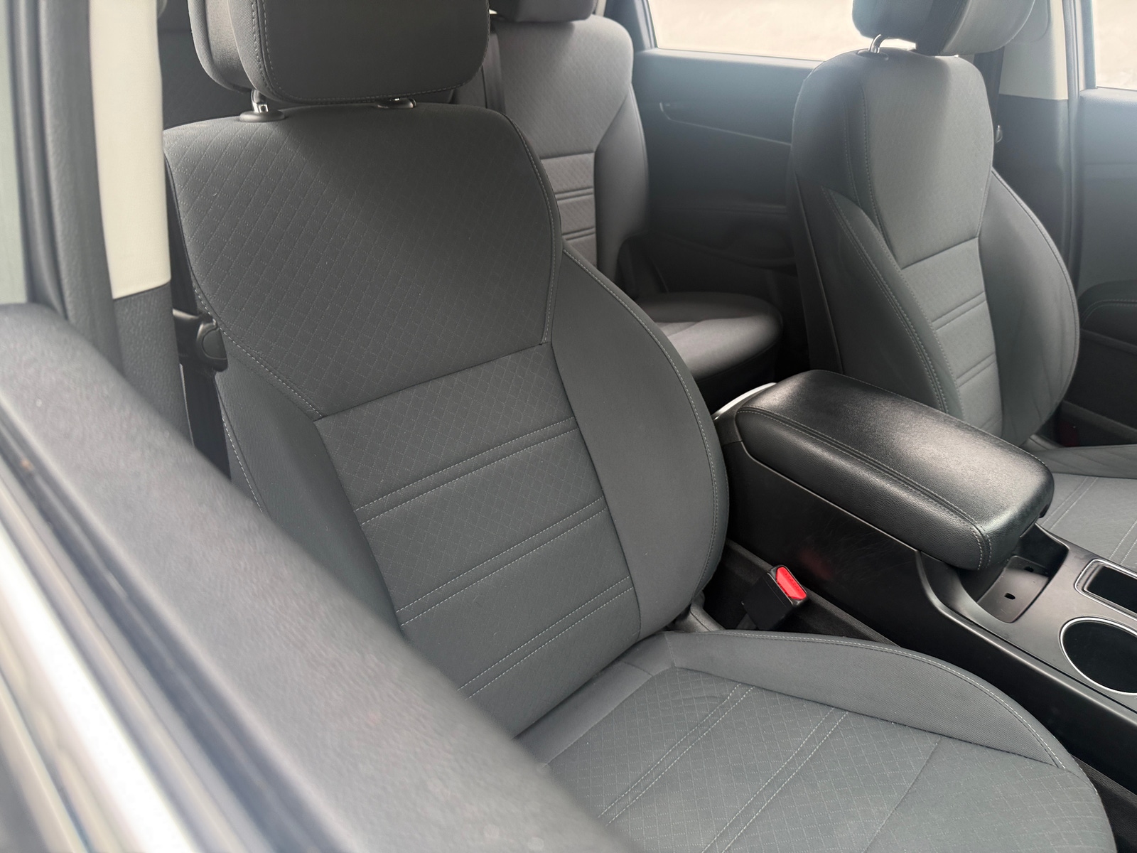 Thumbnail: 2016 Kia Sorento - 2