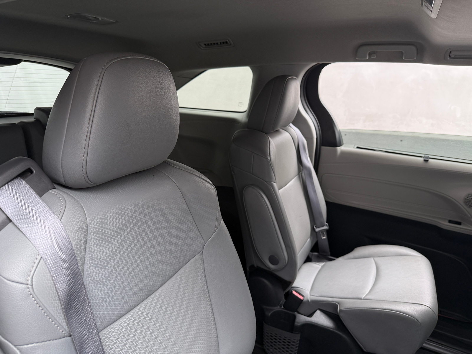 Thumbnail: 2023 Toyota Sienna - 5