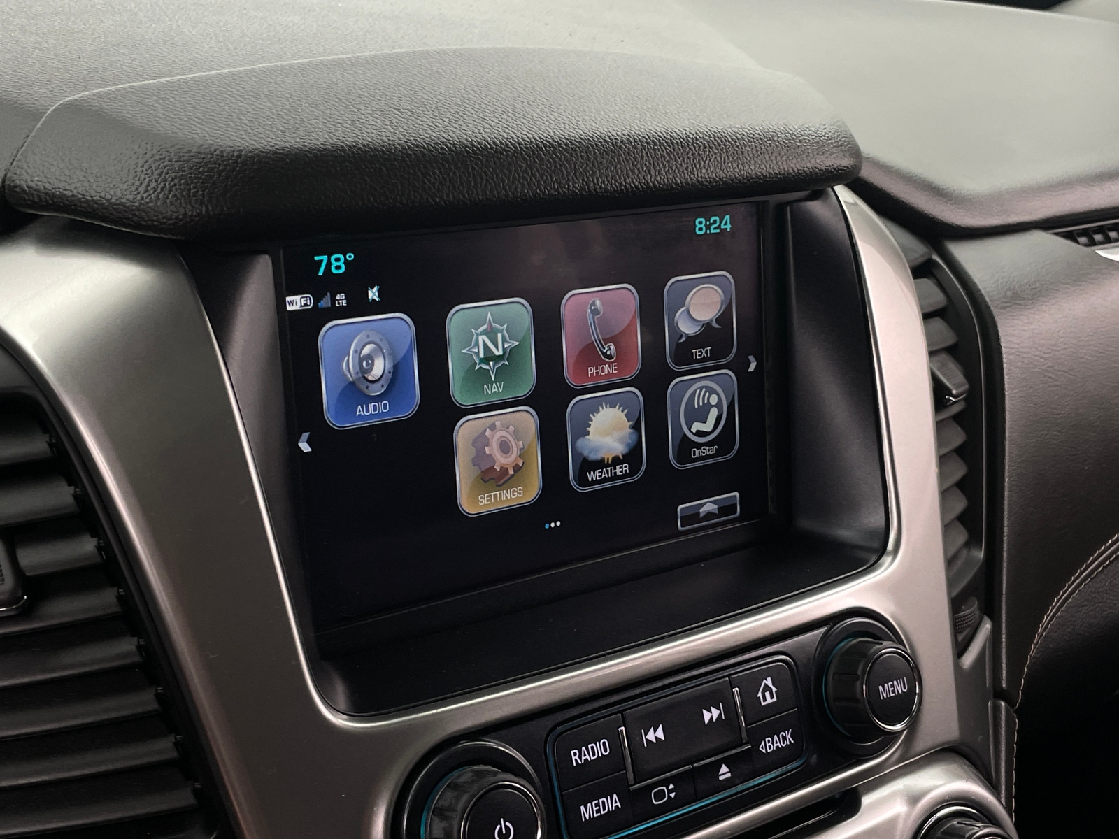 Thumbnail: 2020 Chevrolet Tahoe - 3