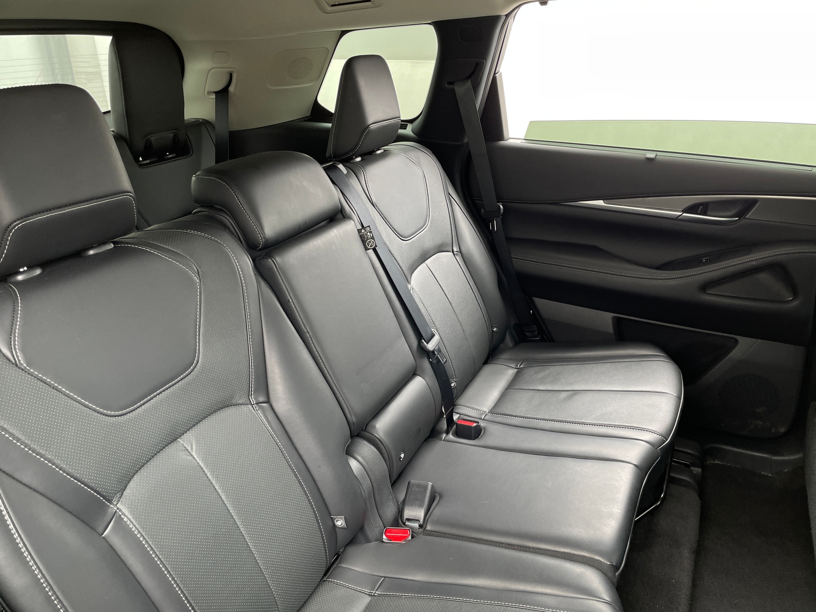 Thumbnail: 2023 INFINITI QX60 - 5