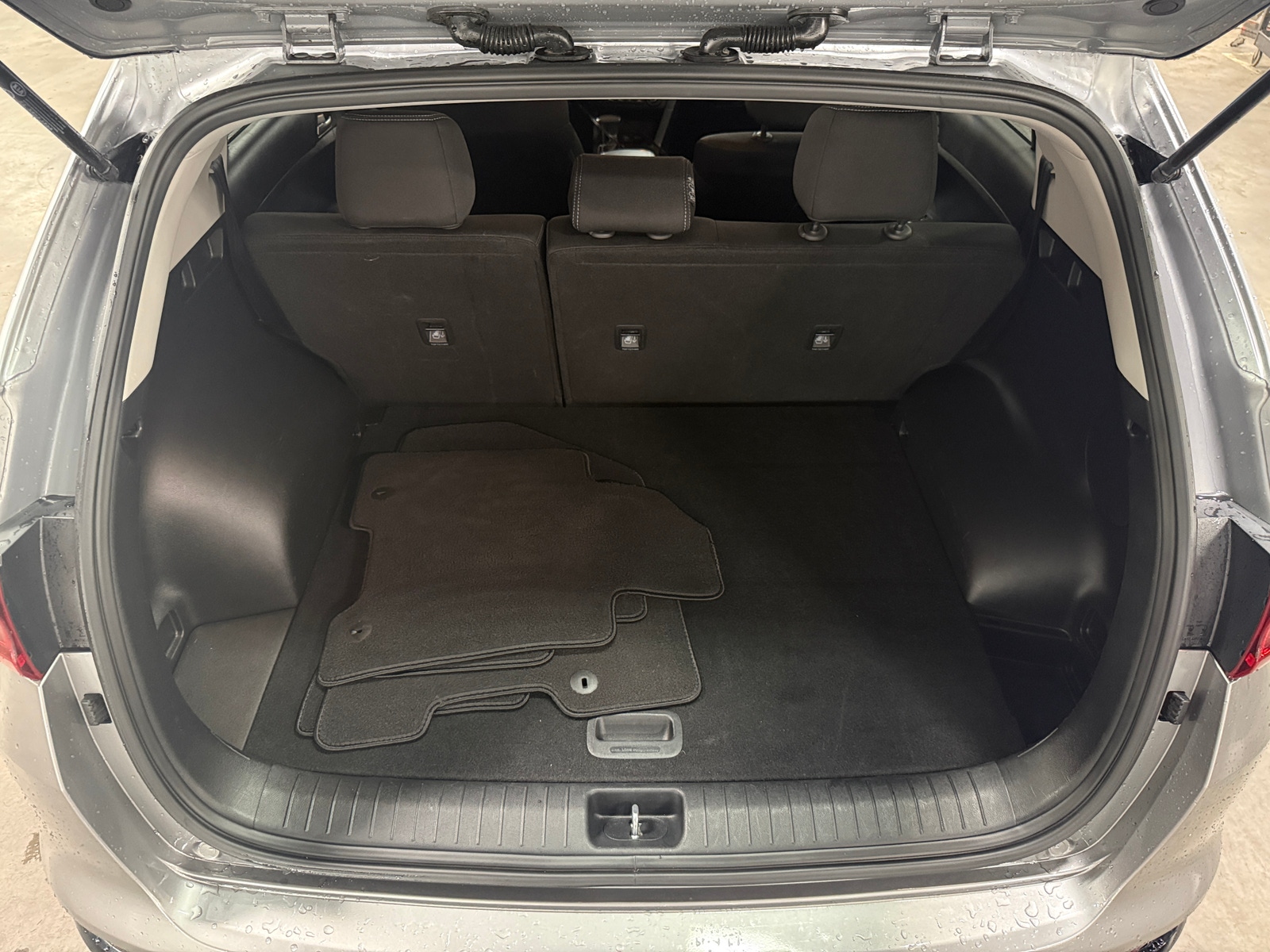 Thumbnail: 2021 Kia Sportage - 7
