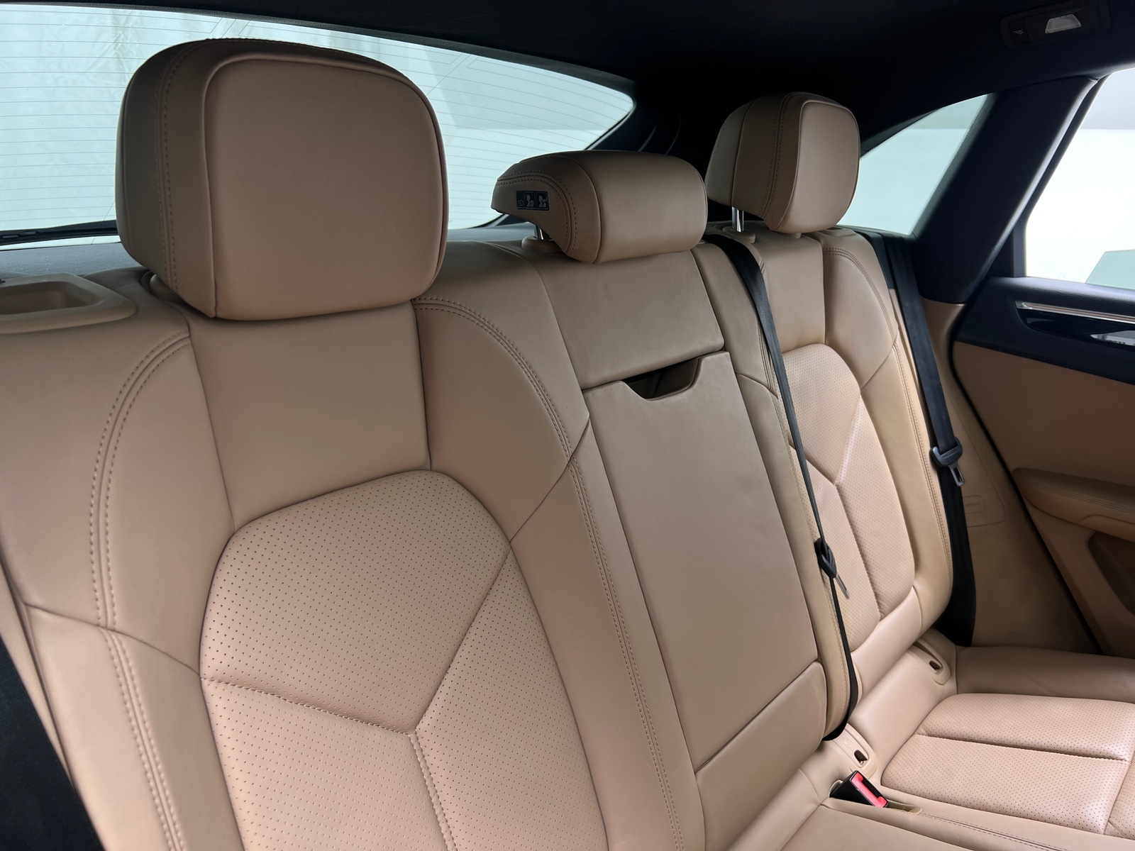 Thumbnail: 2020 Porsche Macan - 5