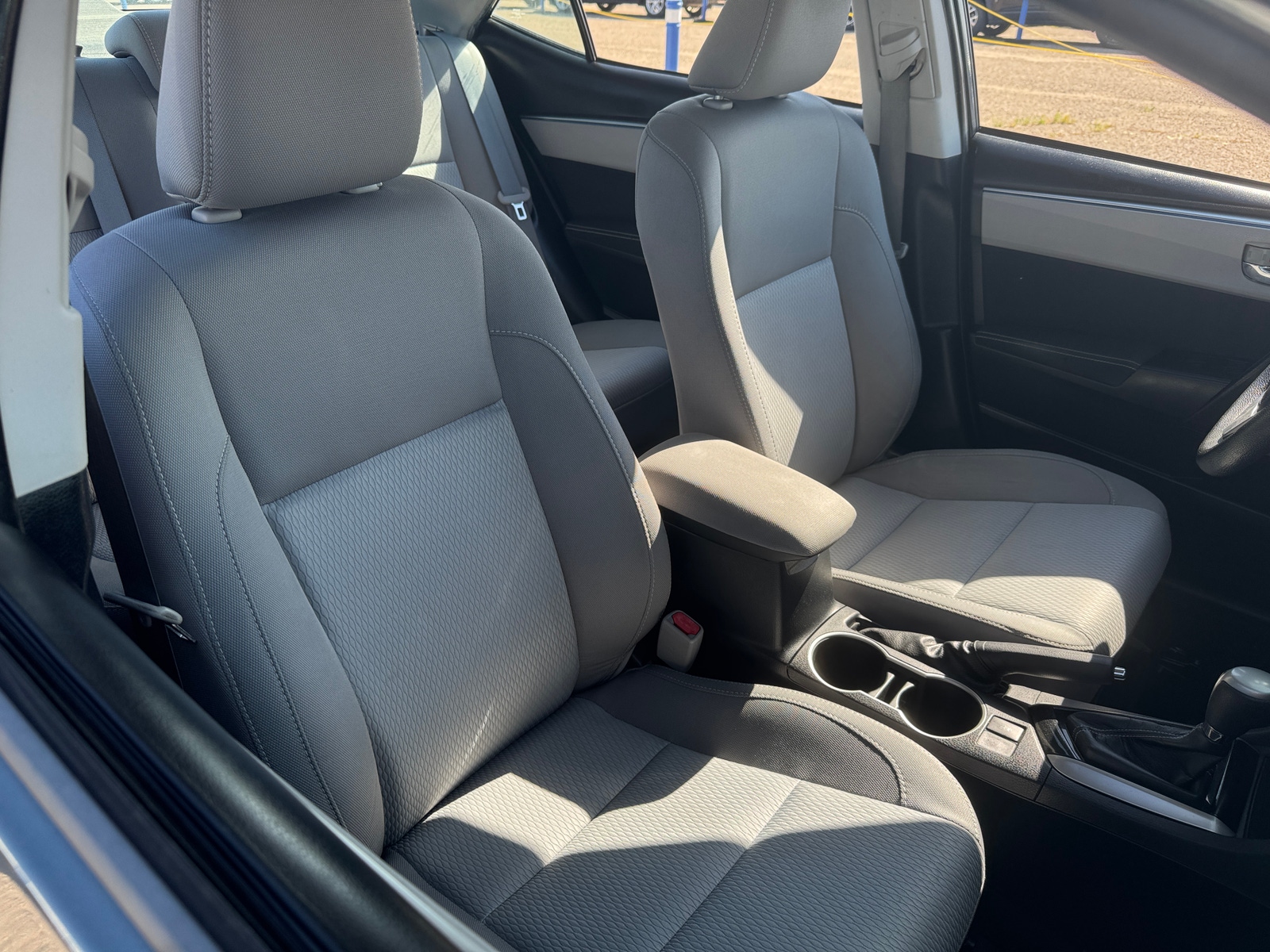 Thumbnail: 2016 Toyota Corolla - 2