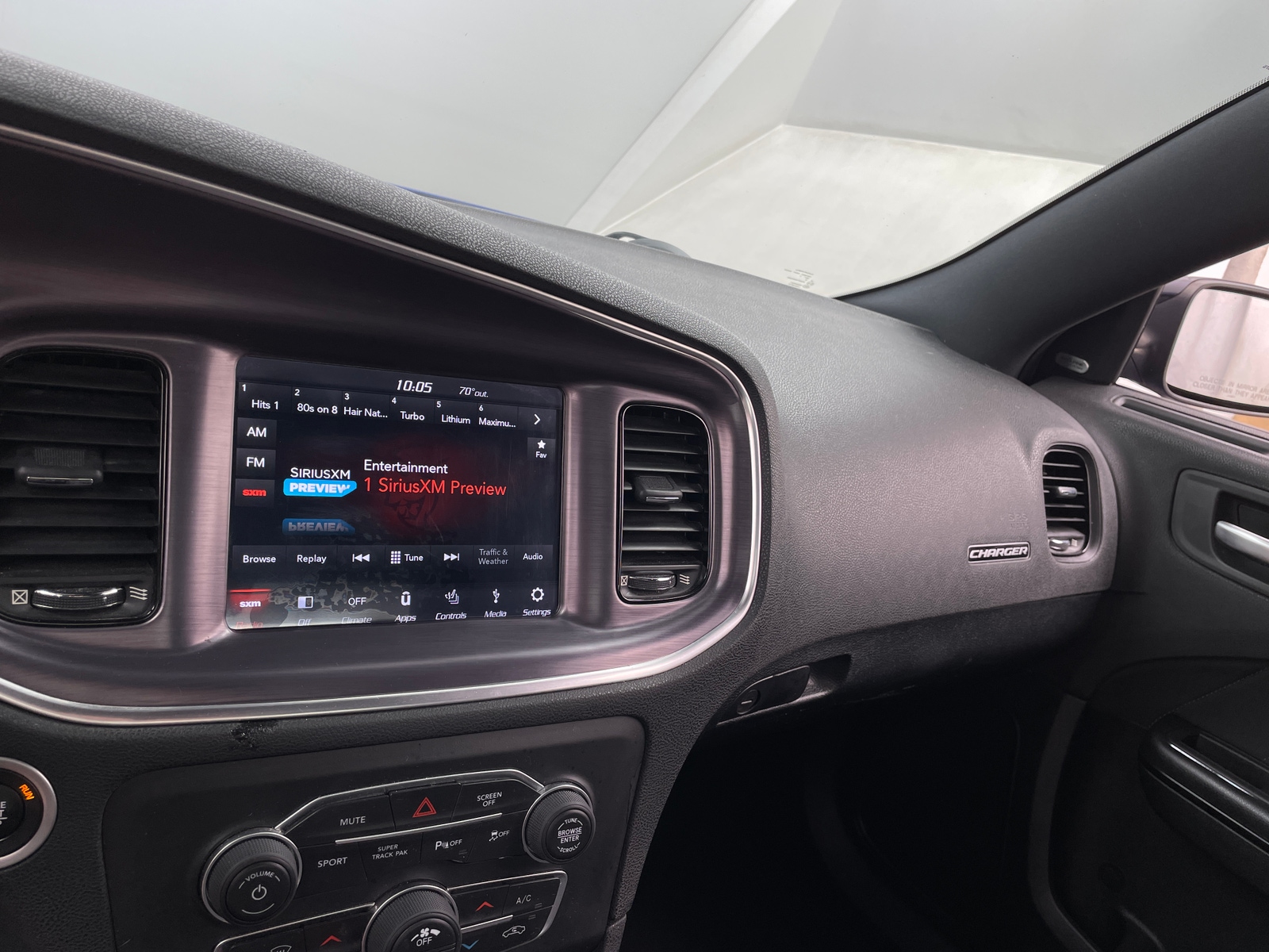 Thumbnail: 2018 Dodge Charger - 4