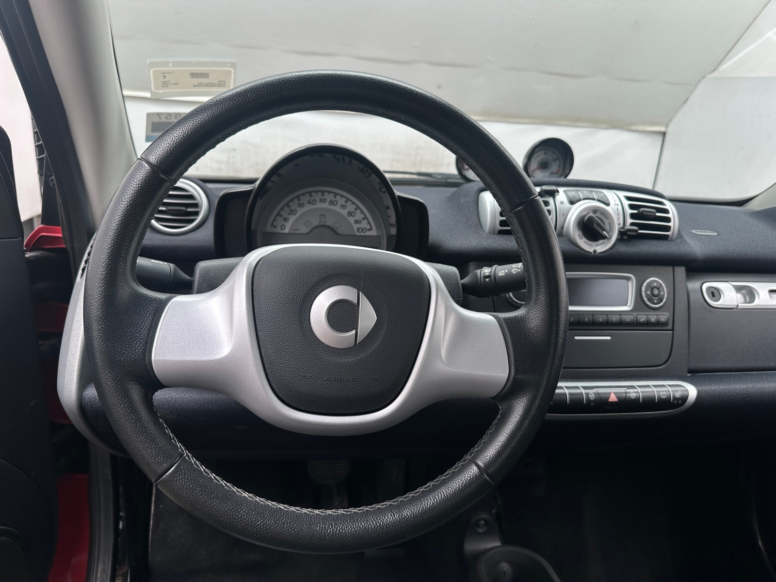 Thumbnail: 2014 smart fortwo - 4