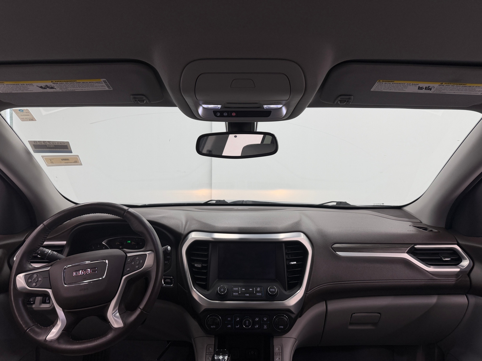 Thumbnail: 2017 GMC Acadia - 2