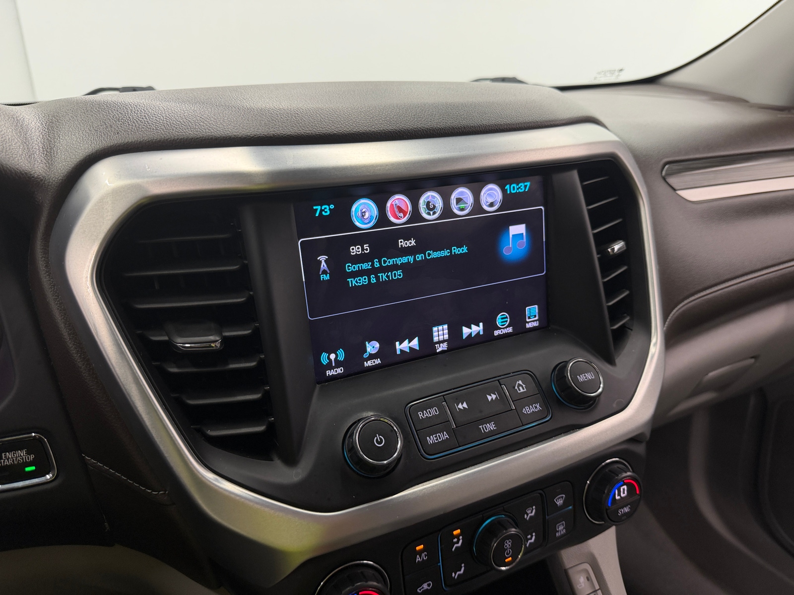Thumbnail: 2017 GMC Acadia - 3