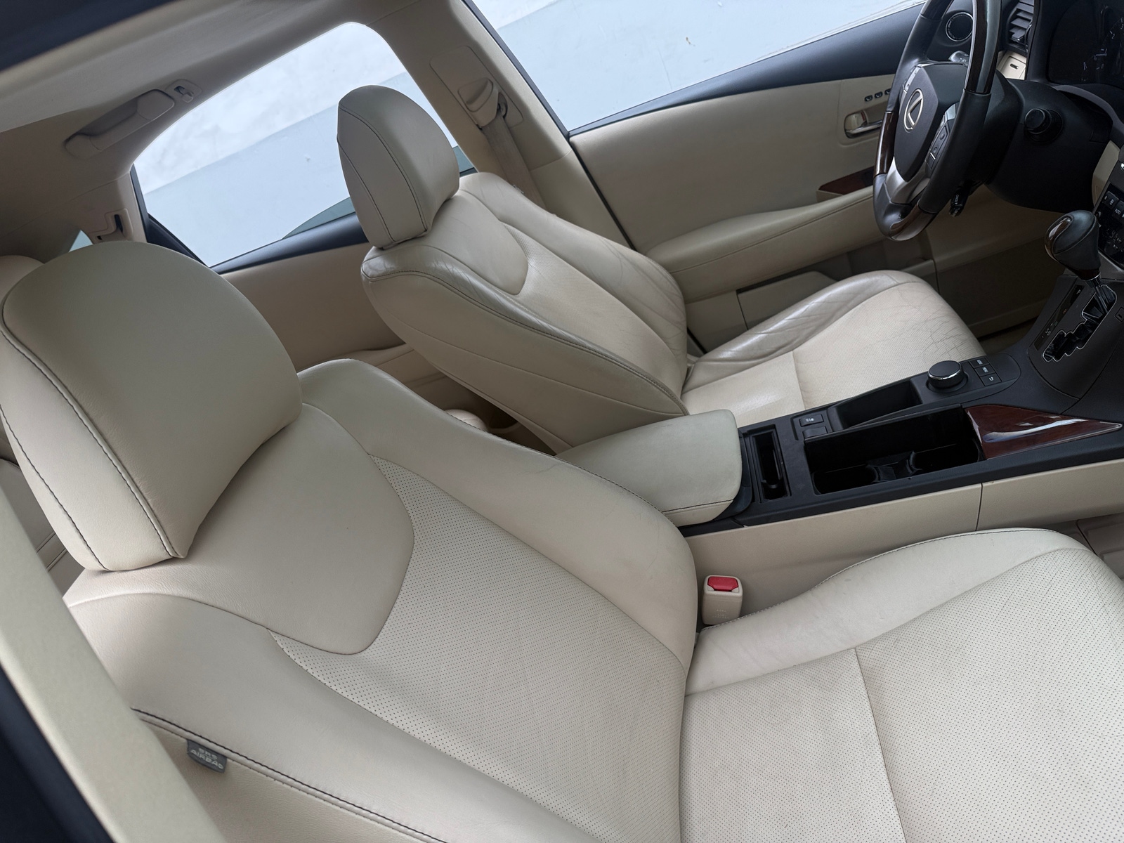 Thumbnail: 2015 Lexus RX - 2