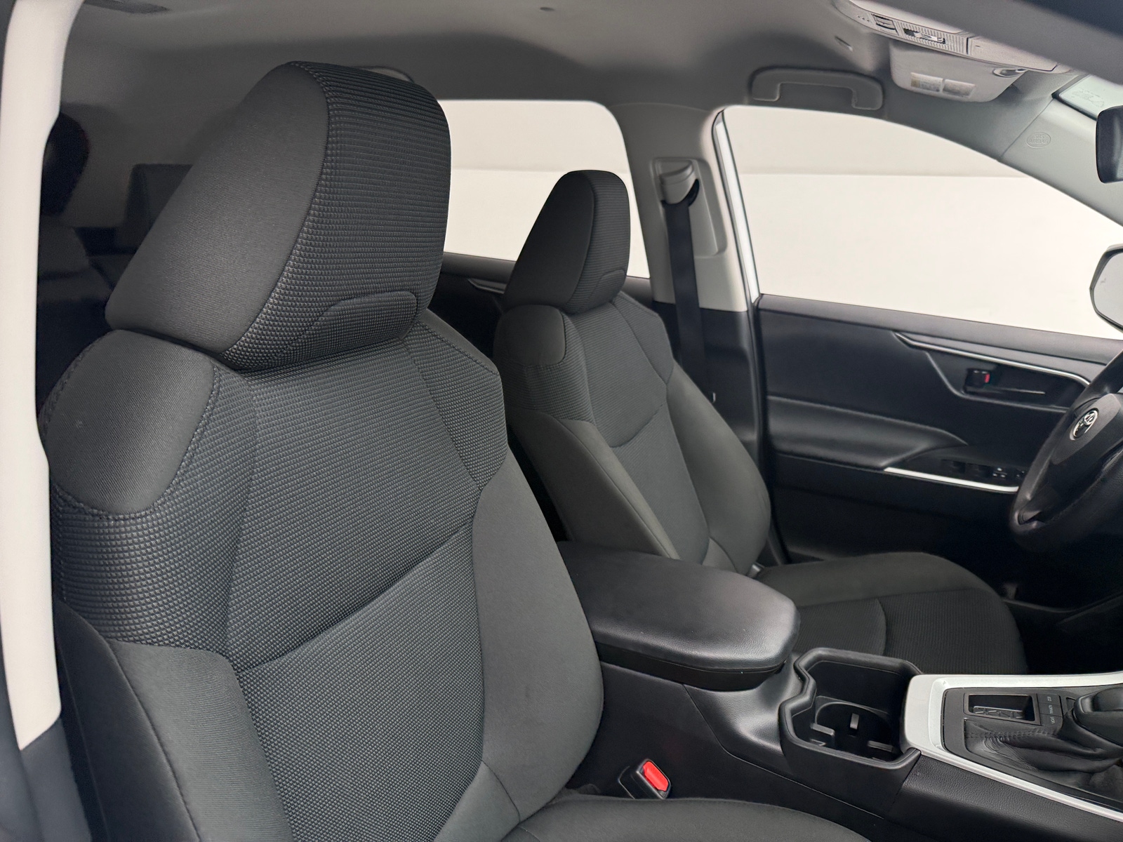 Thumbnail: 2025 Toyota RAV4 - 2