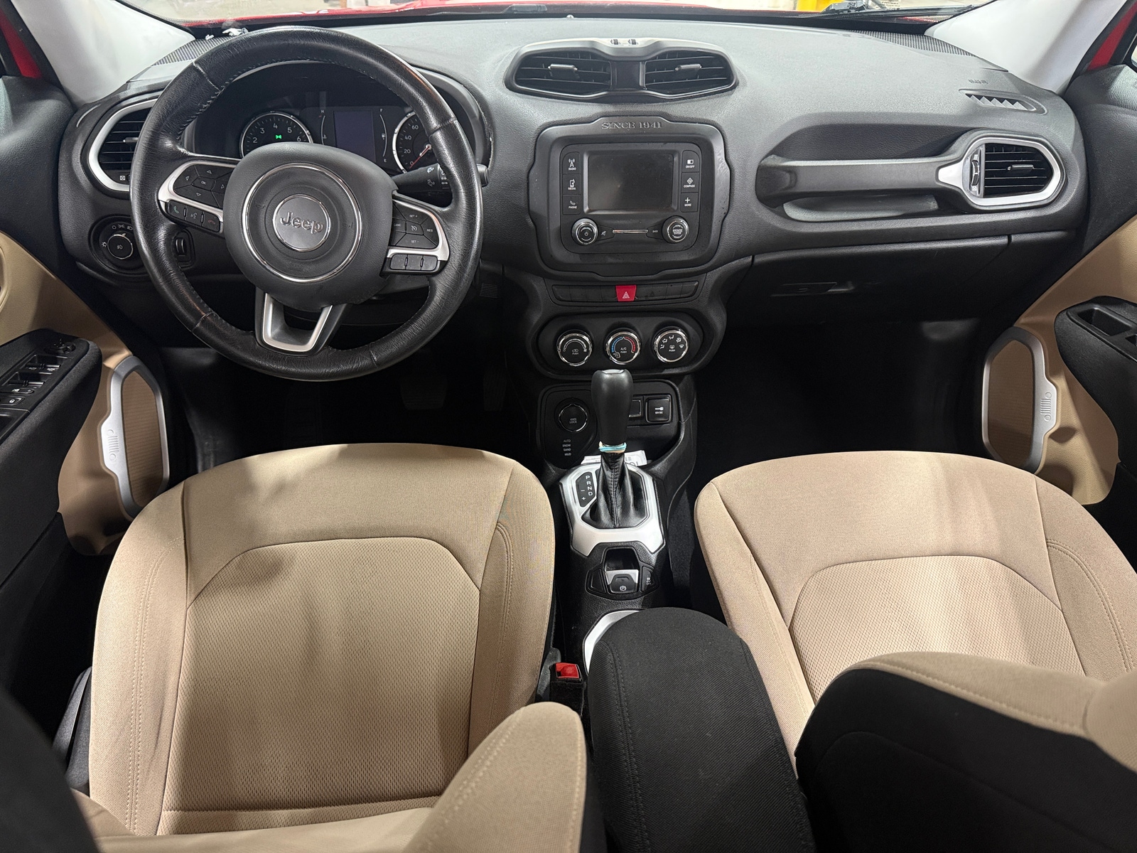 Thumbnail: 2015 Jeep Renegade - 3