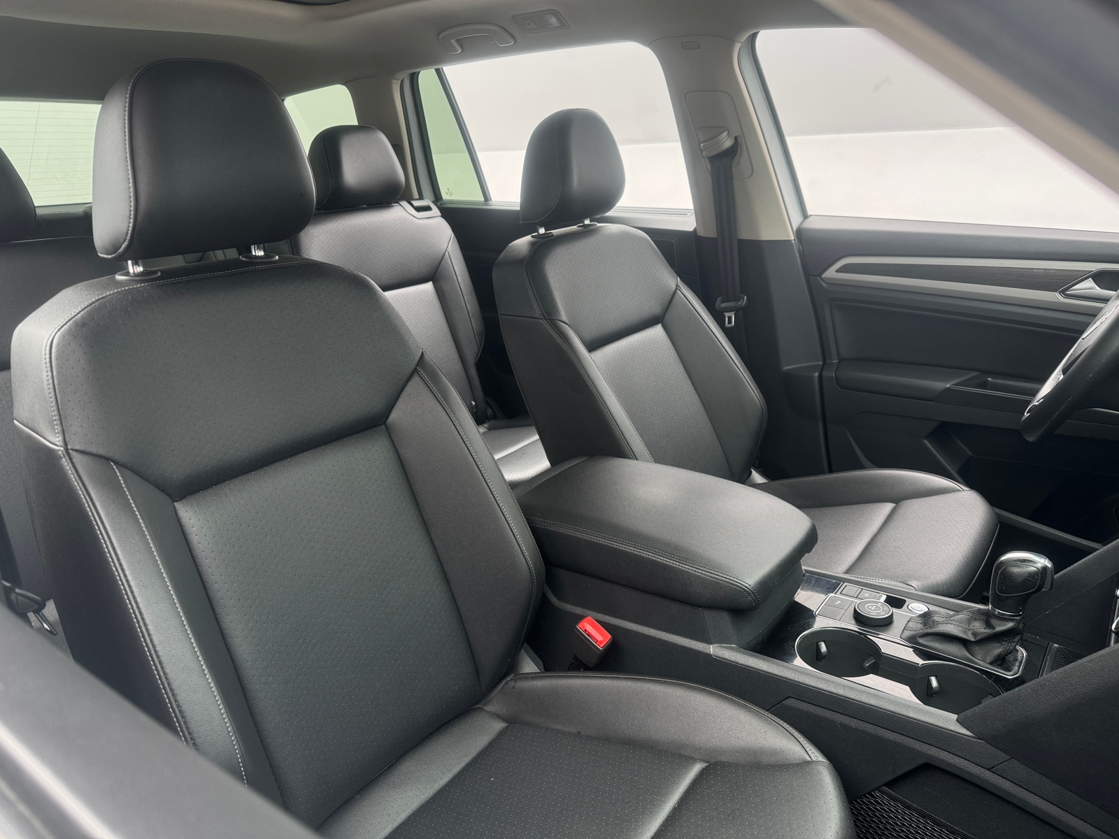 Thumbnail: 2019 Volkswagen Atlas - 2