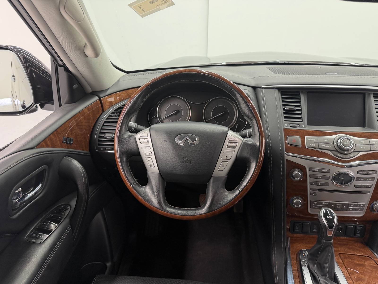 Thumbnail: 2019 INFINITI QX80 - 4