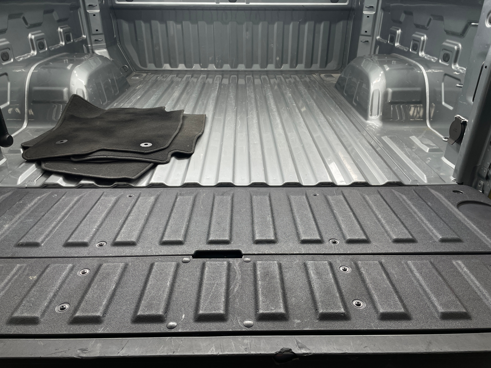Thumbnail: 2025 GMC Sierra 1500 - 6