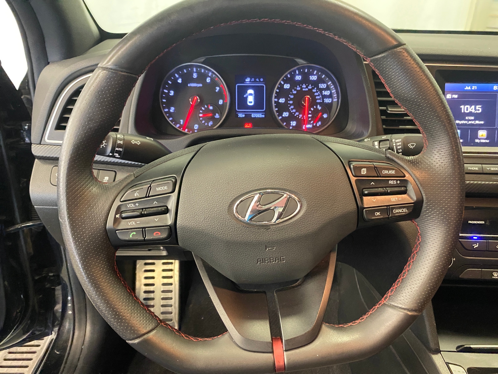 Thumbnail: 2017 Hyundai Elantra - 5