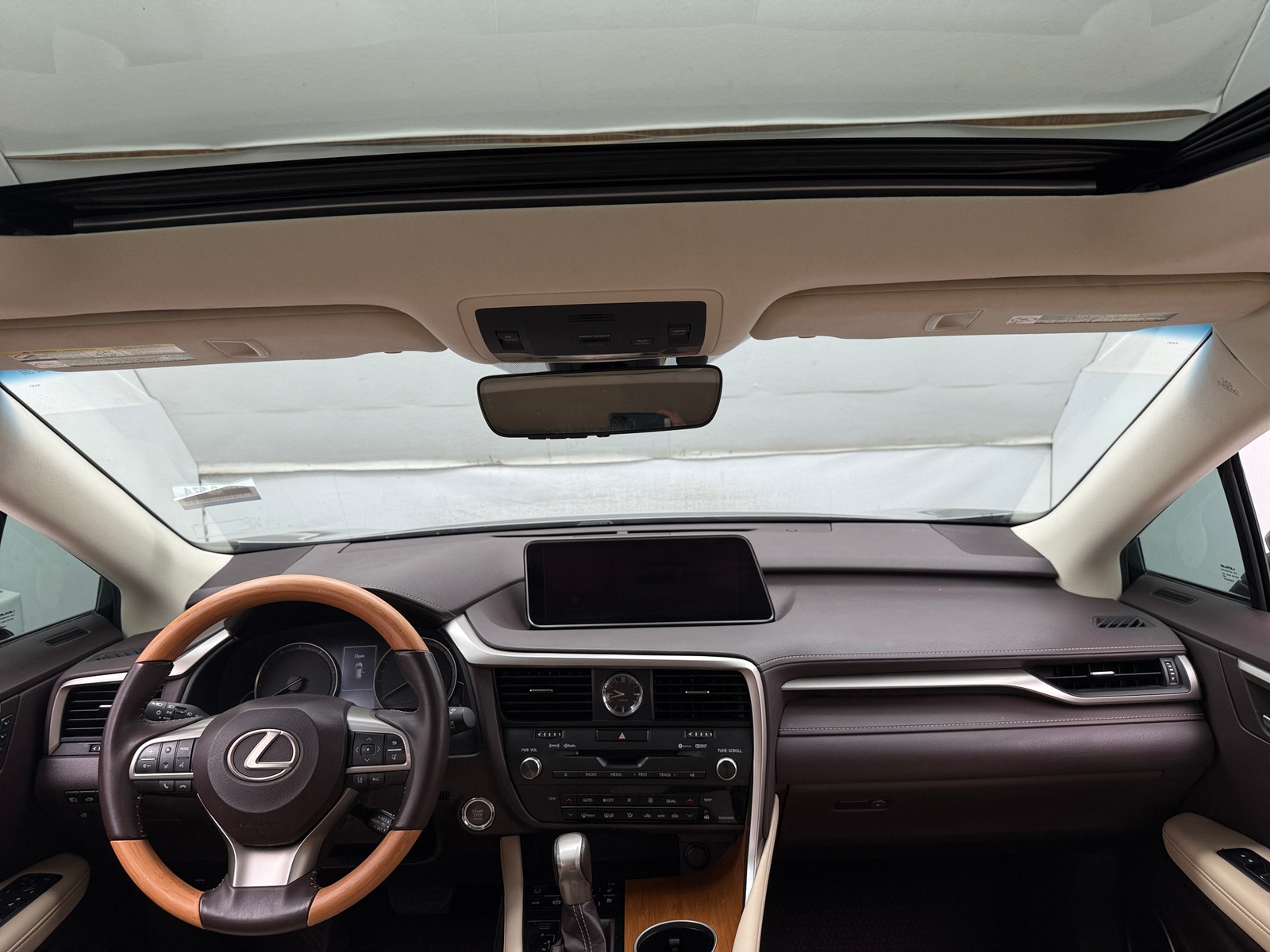 Thumbnail: 2018 Lexus RX - 3