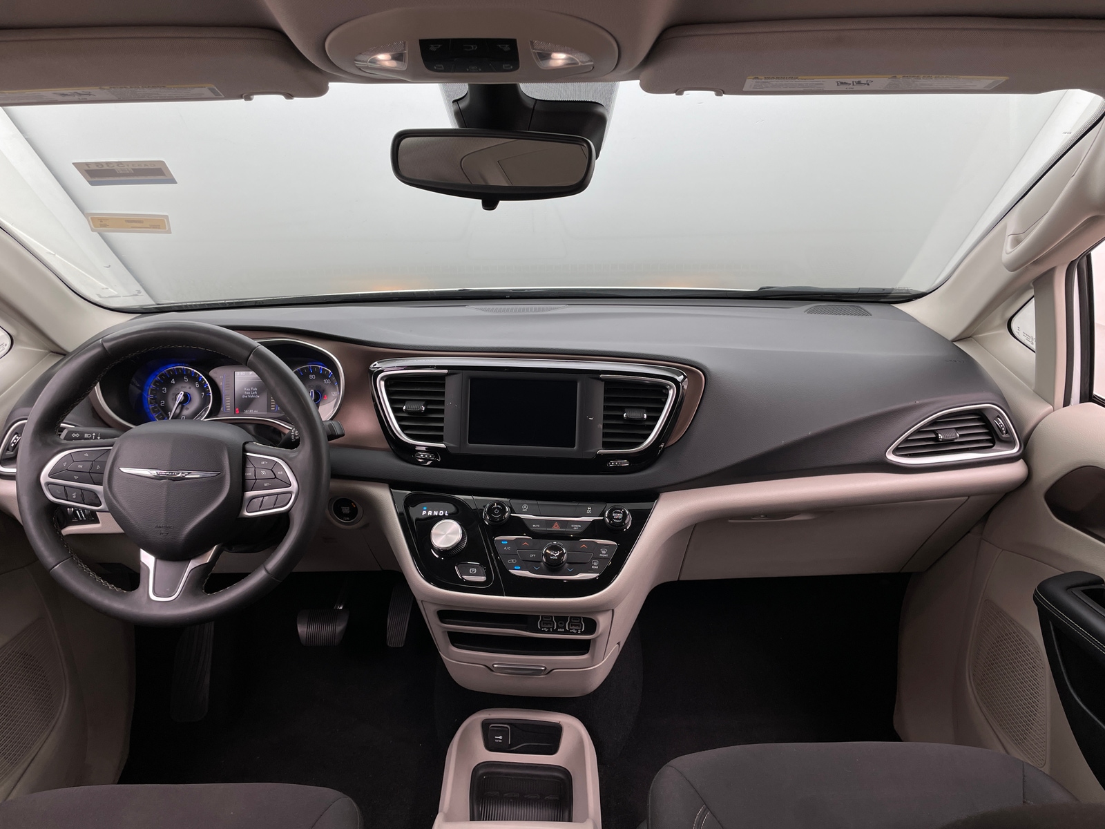 Thumbnail: 2023 Chrysler Voyager - 3